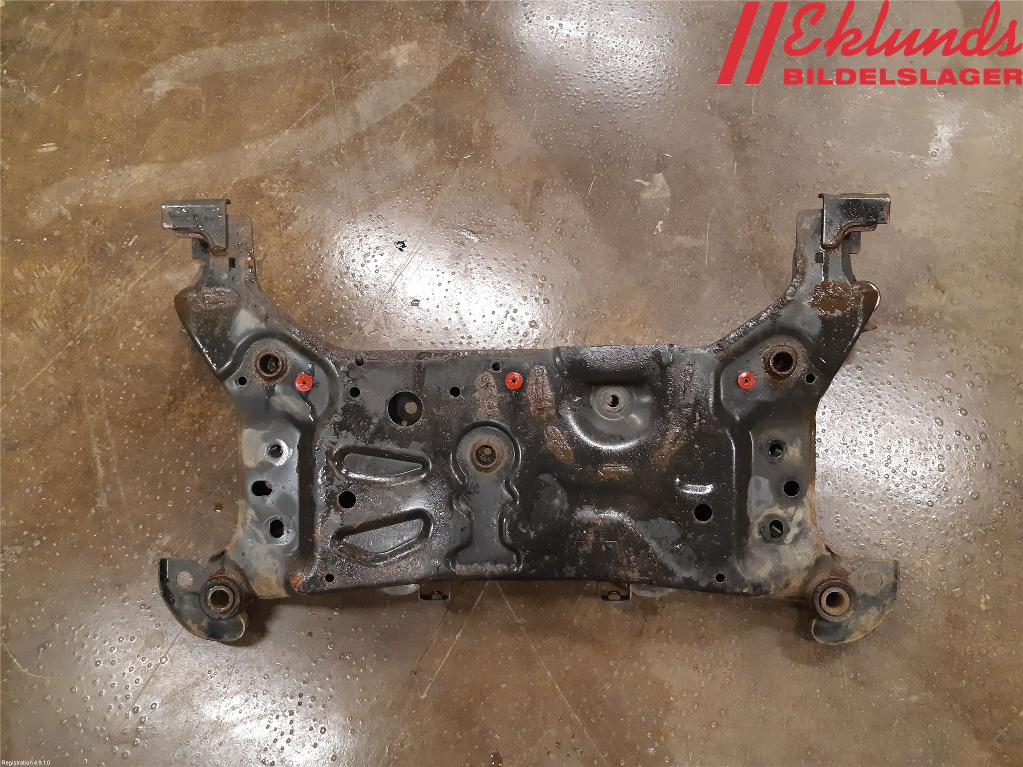 Ford KUGA 17-19 Framvagnsbalk