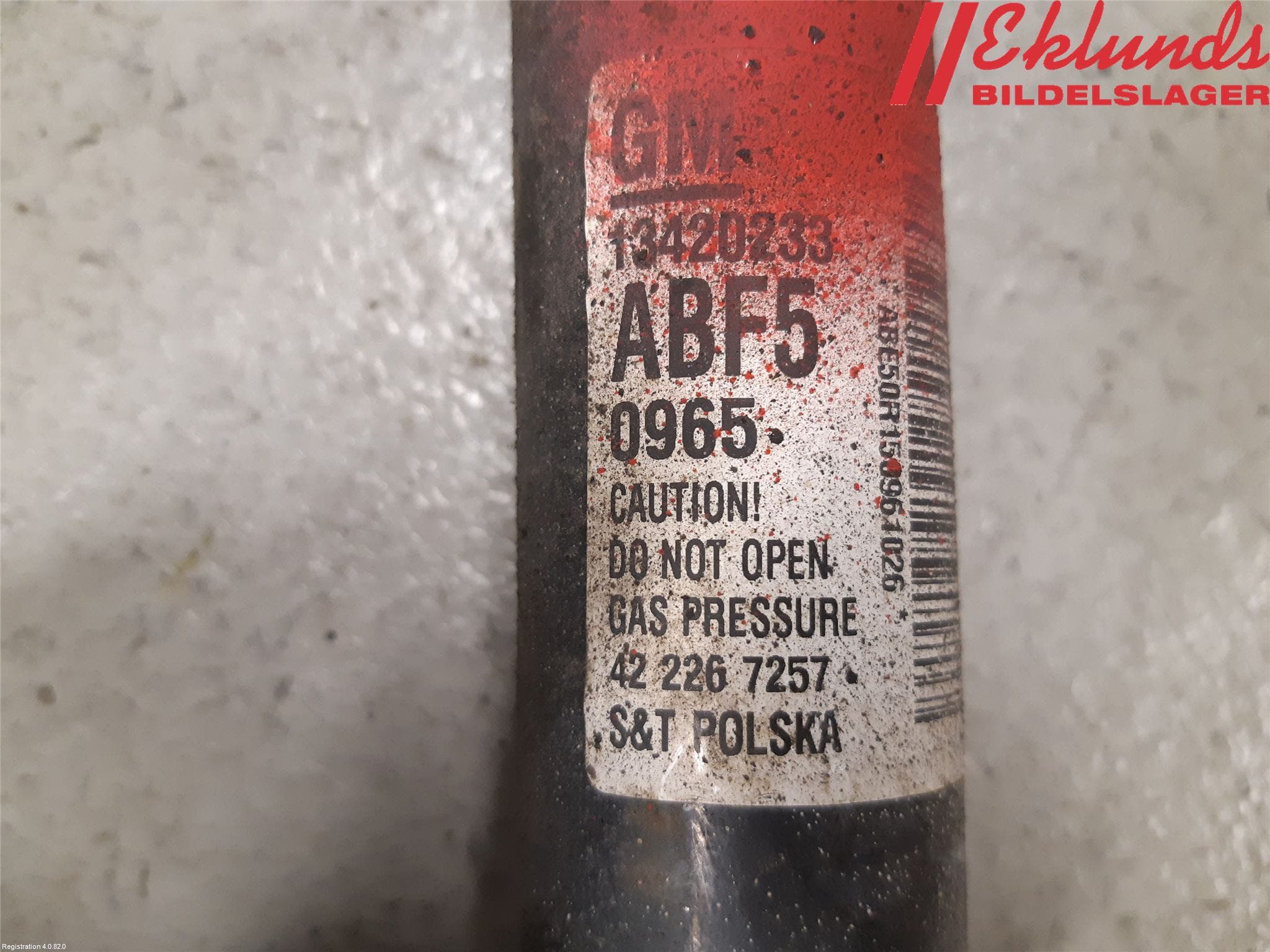 Opel ASTRA J 10-15 Stötdämpare Bak