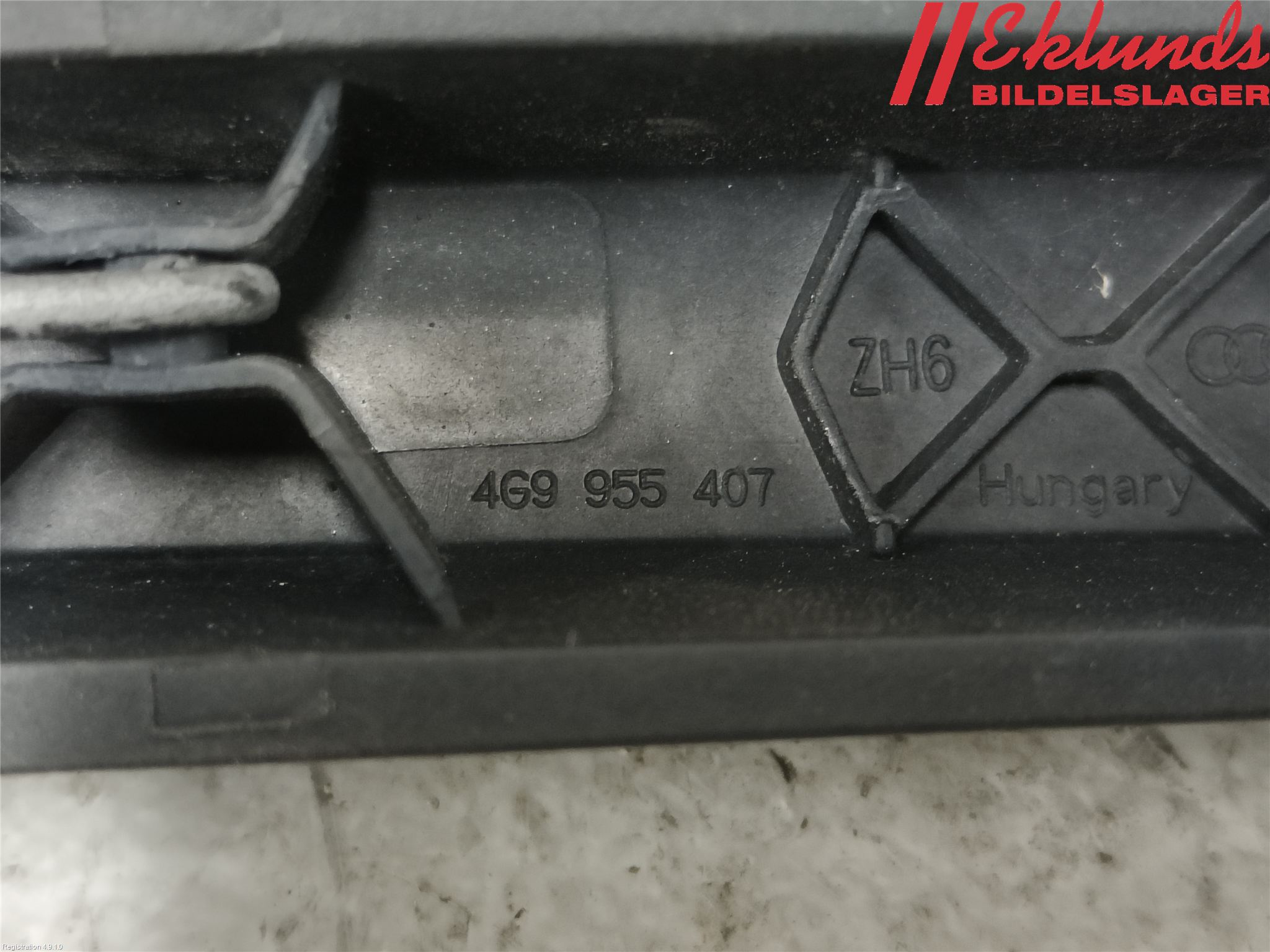 Audi A6 ALLROAD 12-18 Torkararm-Bakruta