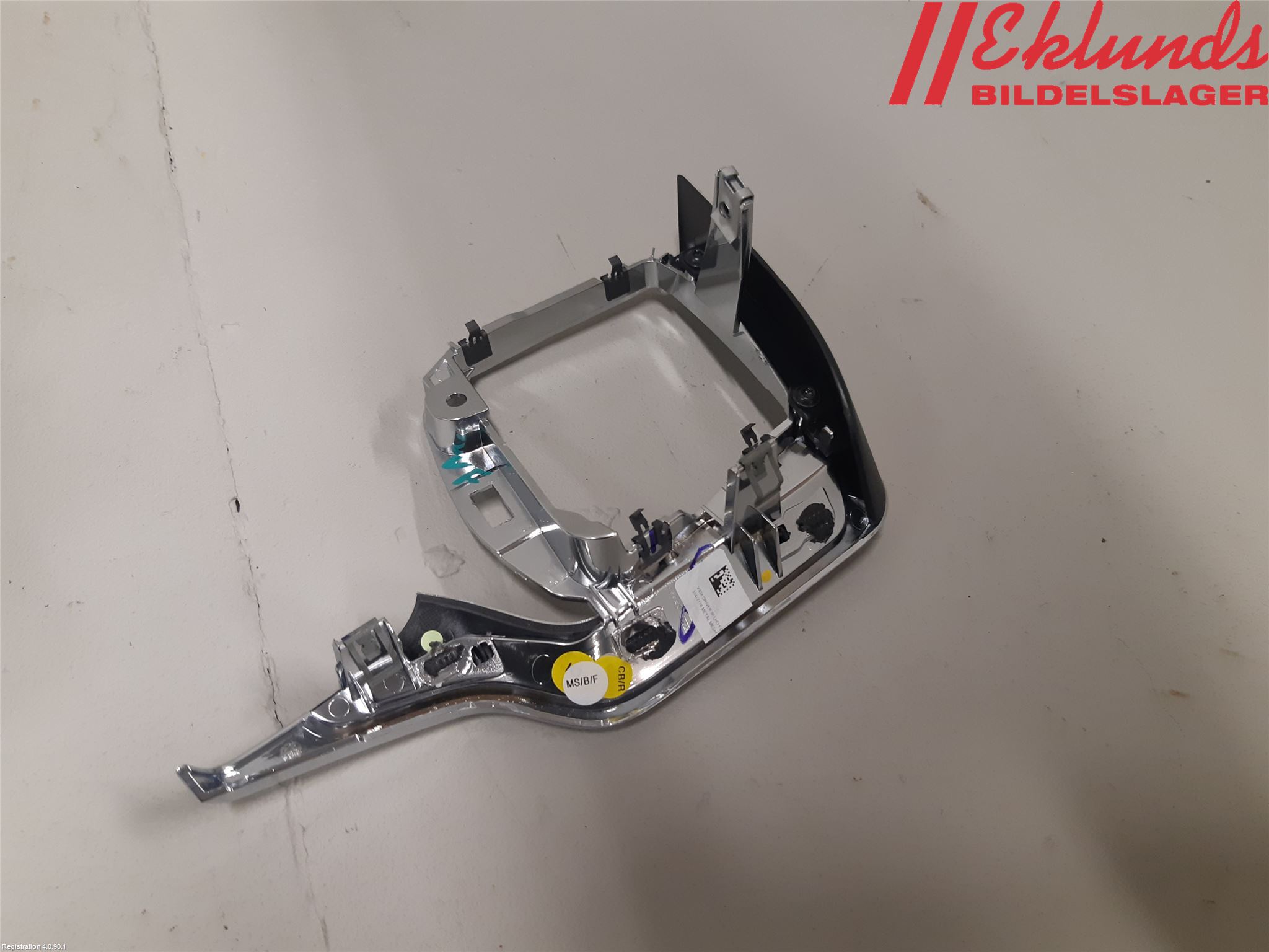 Volvo S60 19- Instrumentbräda Inlägg-Dekorlist