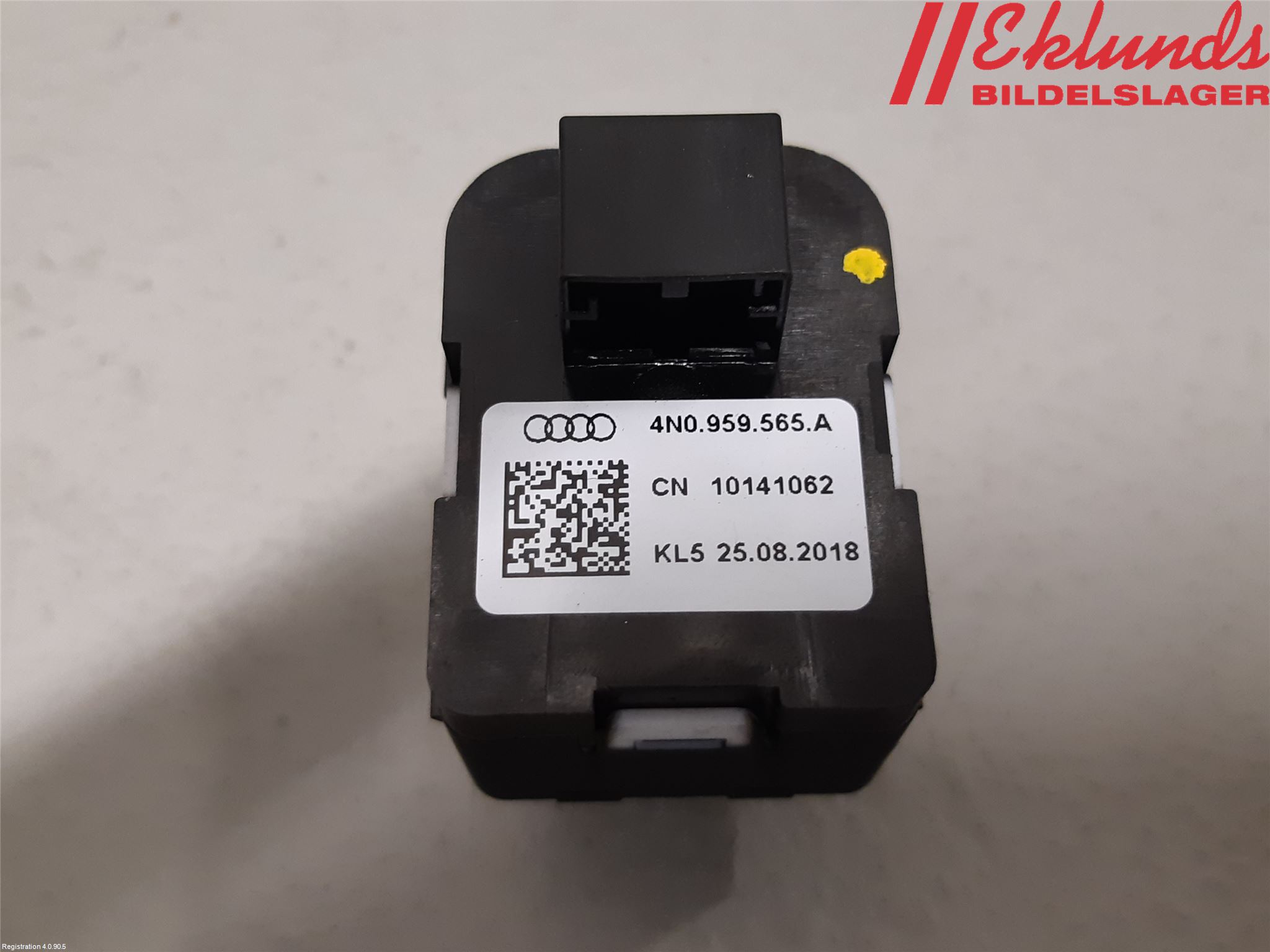 Audi A6 F2/C8 19- Strömställare Spegel