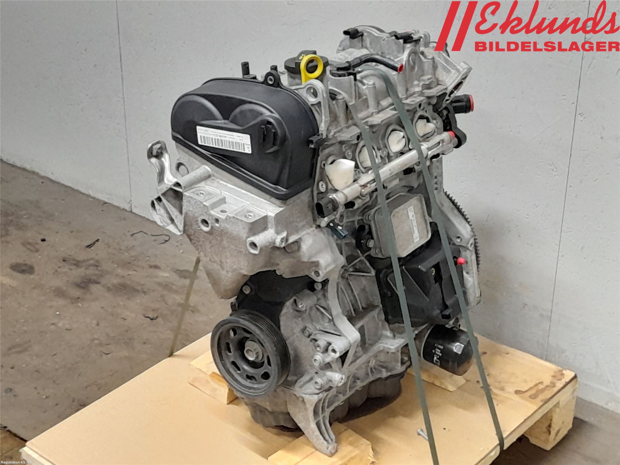 Volkswagen VW TOURAN 16- Motor Bensin