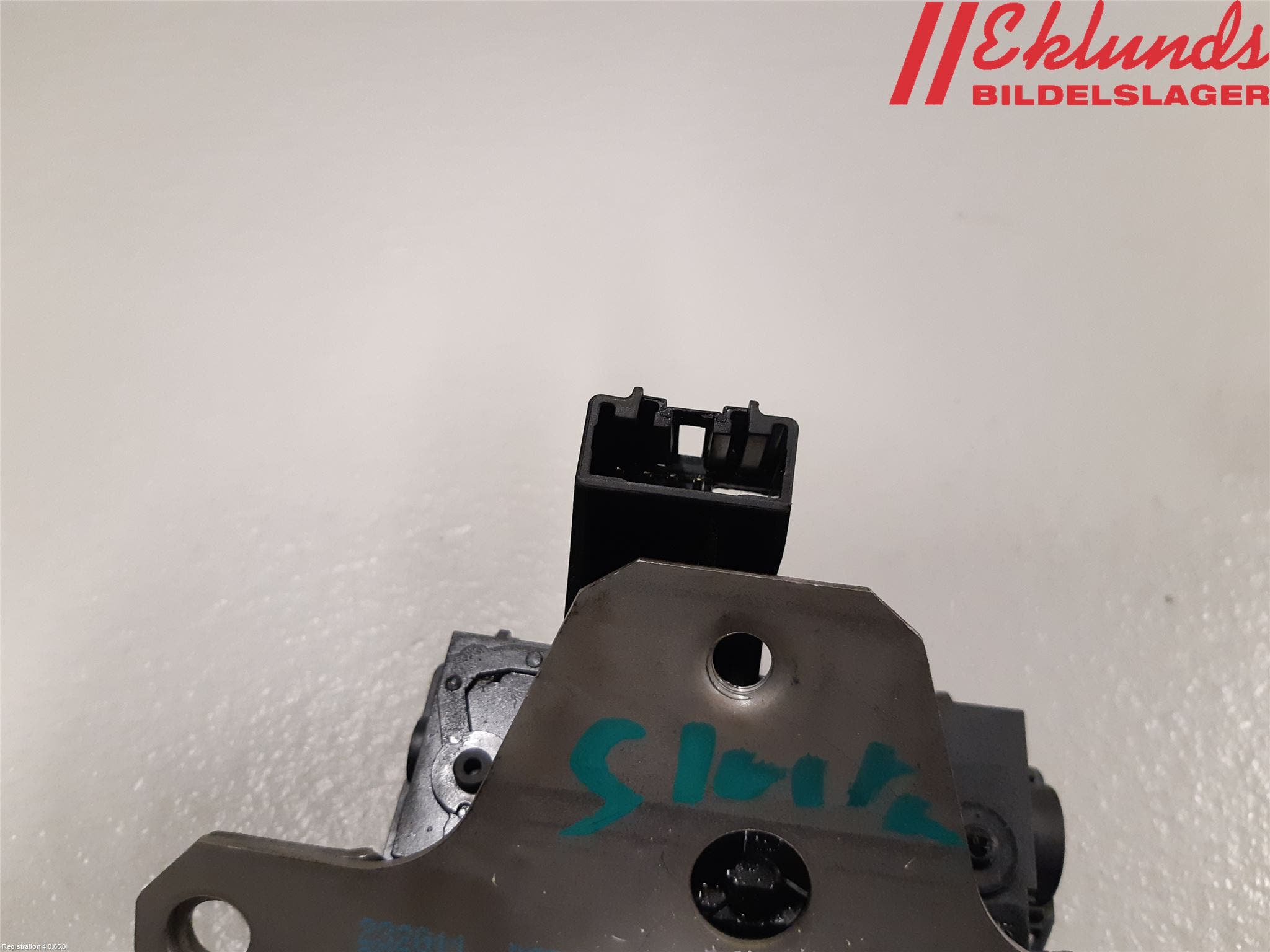 Ford KUGA 08-12 Låskista Baklucka