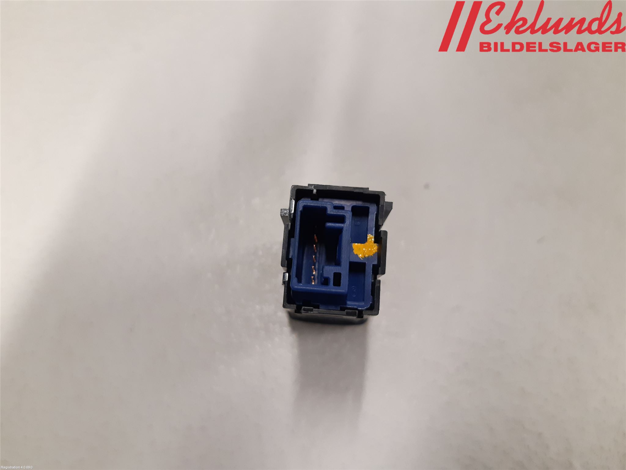 Toyota COROLLA 19- Strömställare Stolvärme