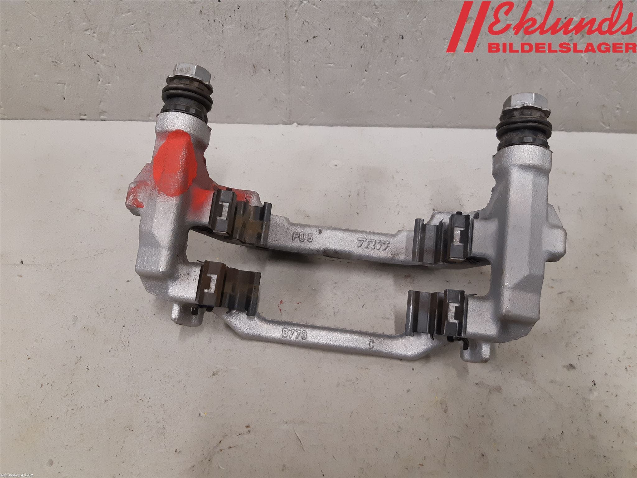 Toyota YARIS XP21 20- Bromsokshållare