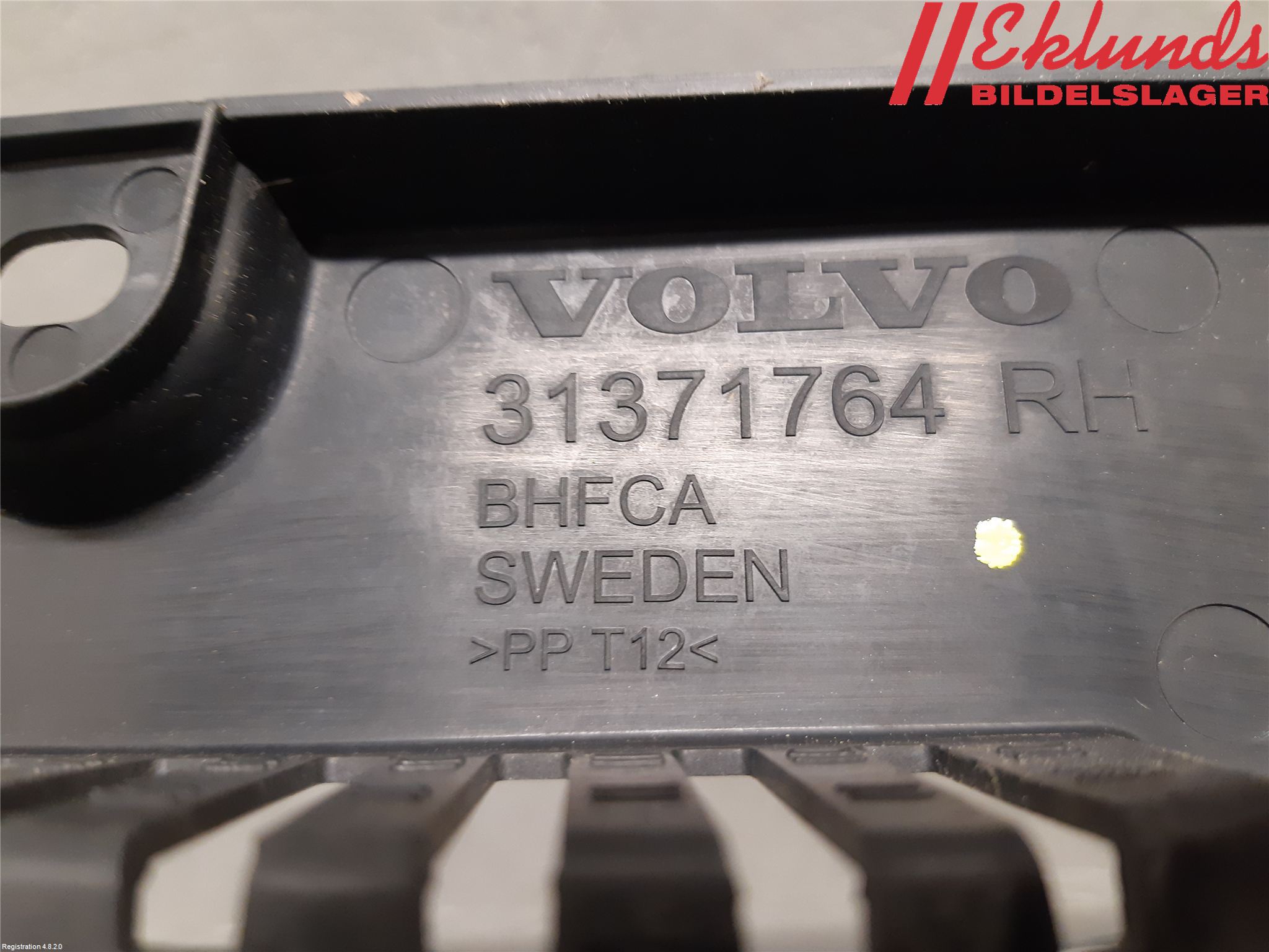 Volvo XC90/RECHARGE 16- Täckplast Front