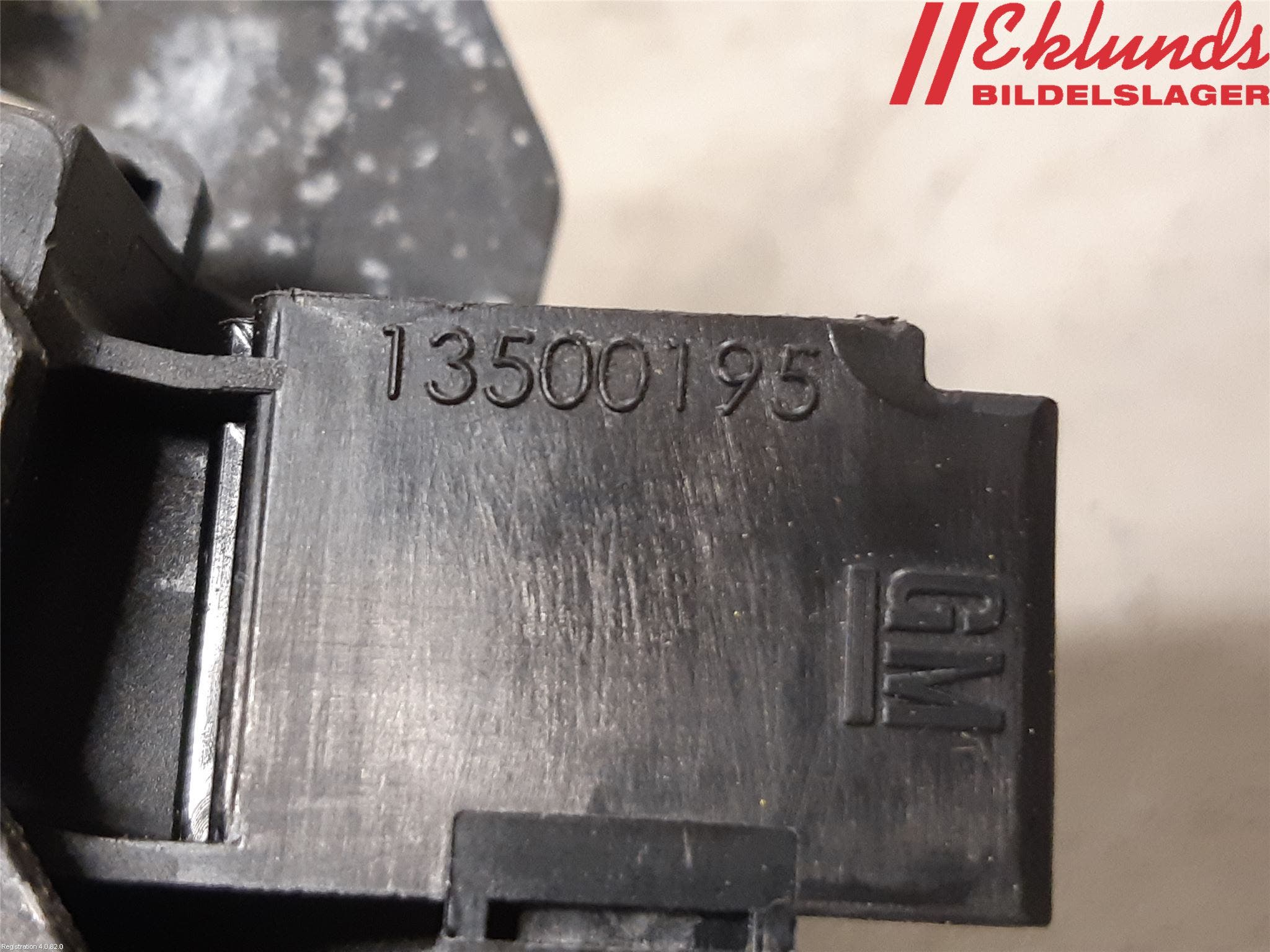 Opel ASTRA J 10-15 Låskista Baklucka