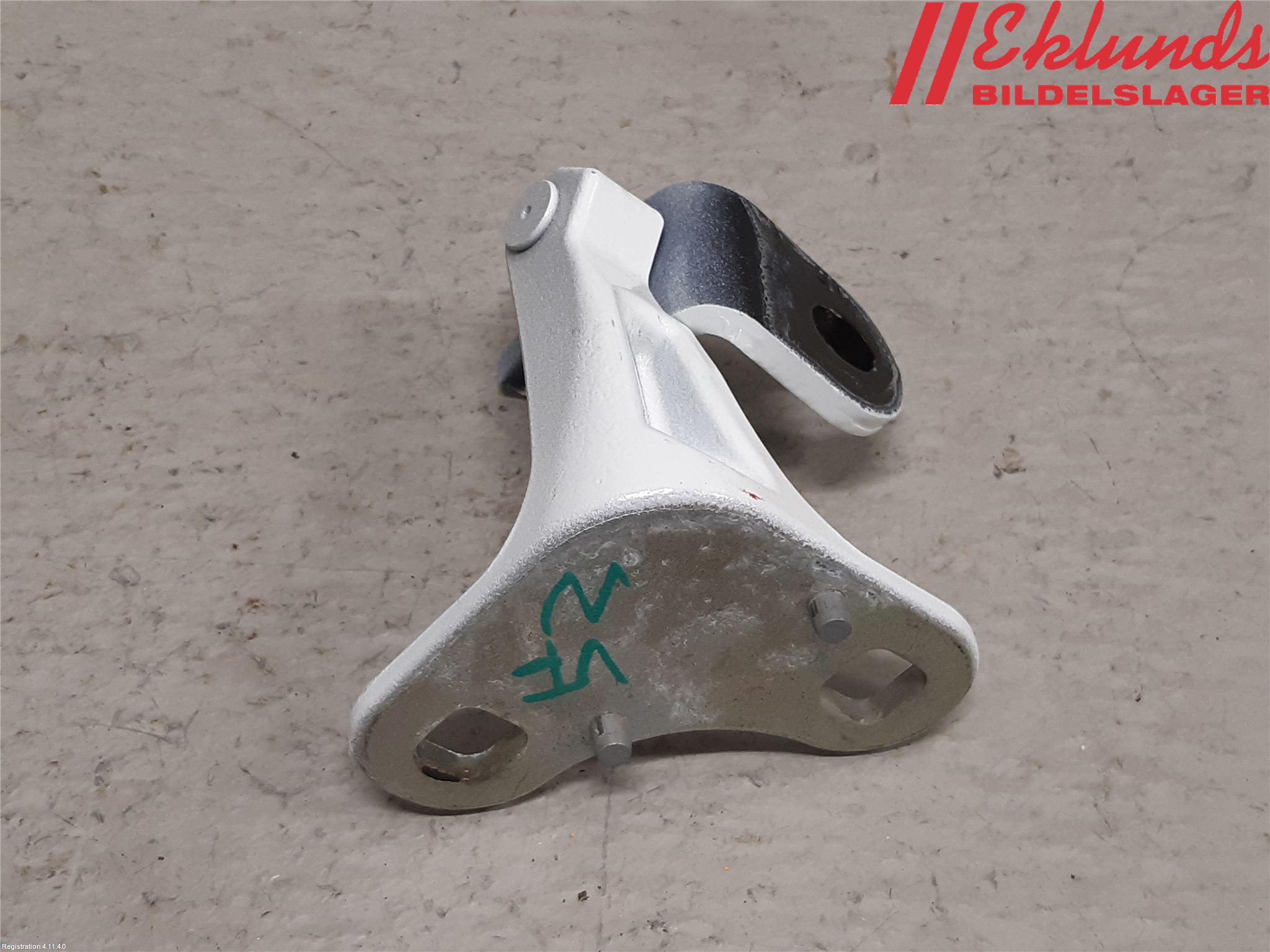 Tesla MODEL Y 21- Dörrgångjärn