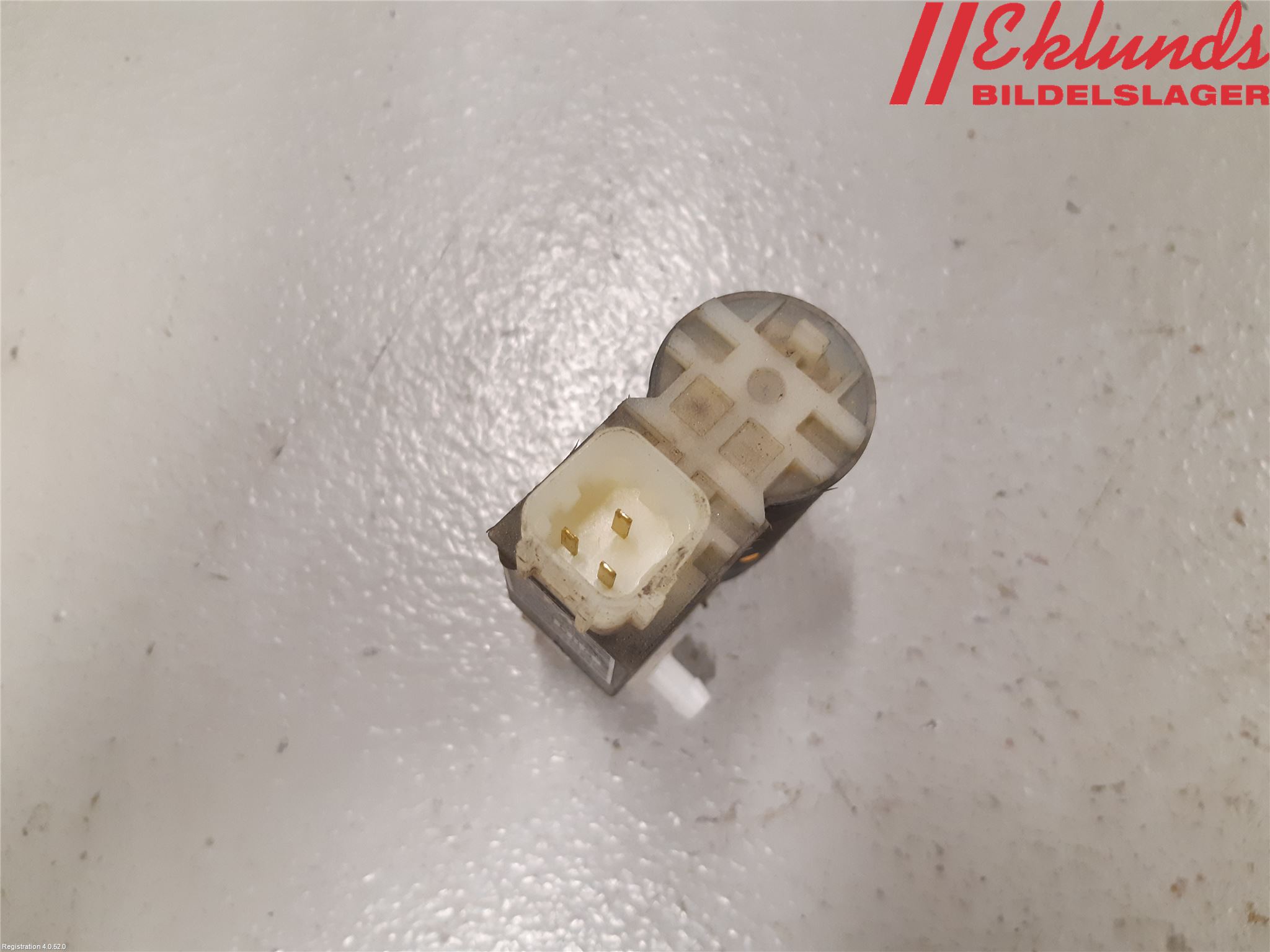 Kia PICANTO    04-11 Spolarpump Vindruta