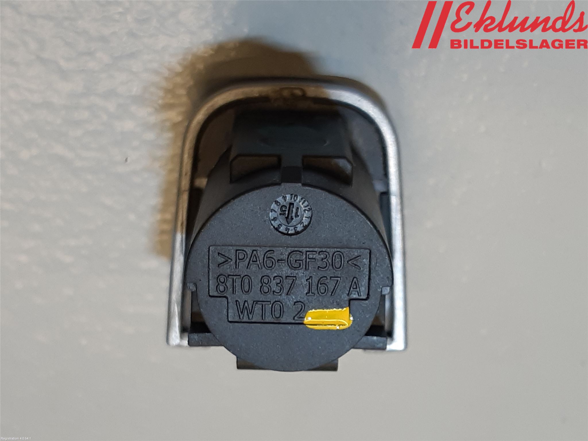 Audi Q3 8U 12-18 Dörrhandtag Yttre Vä