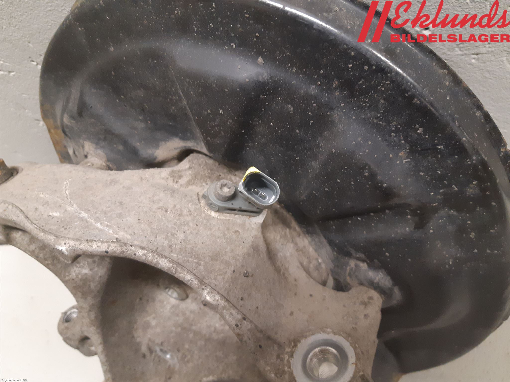 Skoda SUPERB 16-24 Hjullagerhus-Spindel Vä B