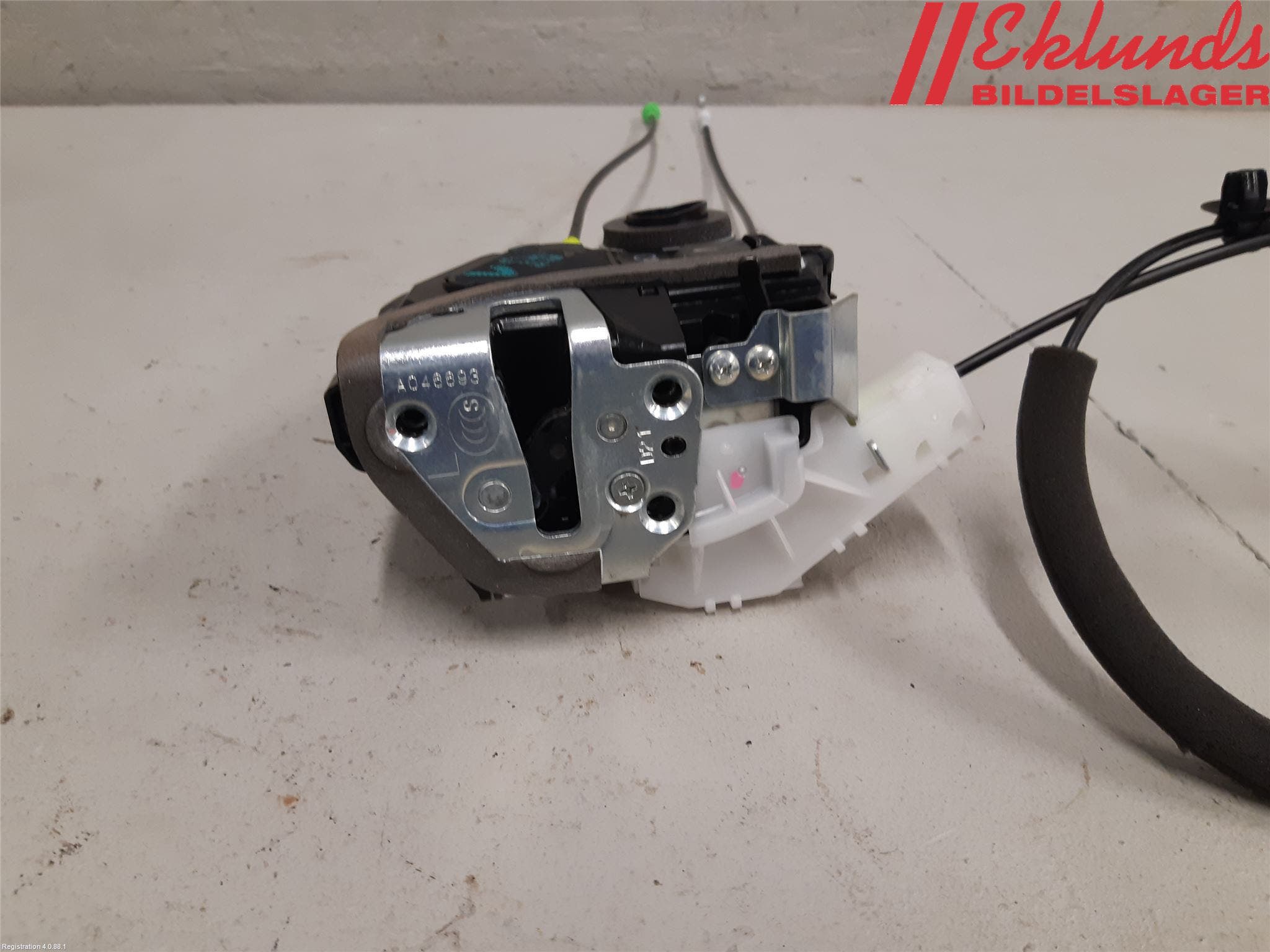 Toyota C-HR 16-23 Låskista-Dörrlås