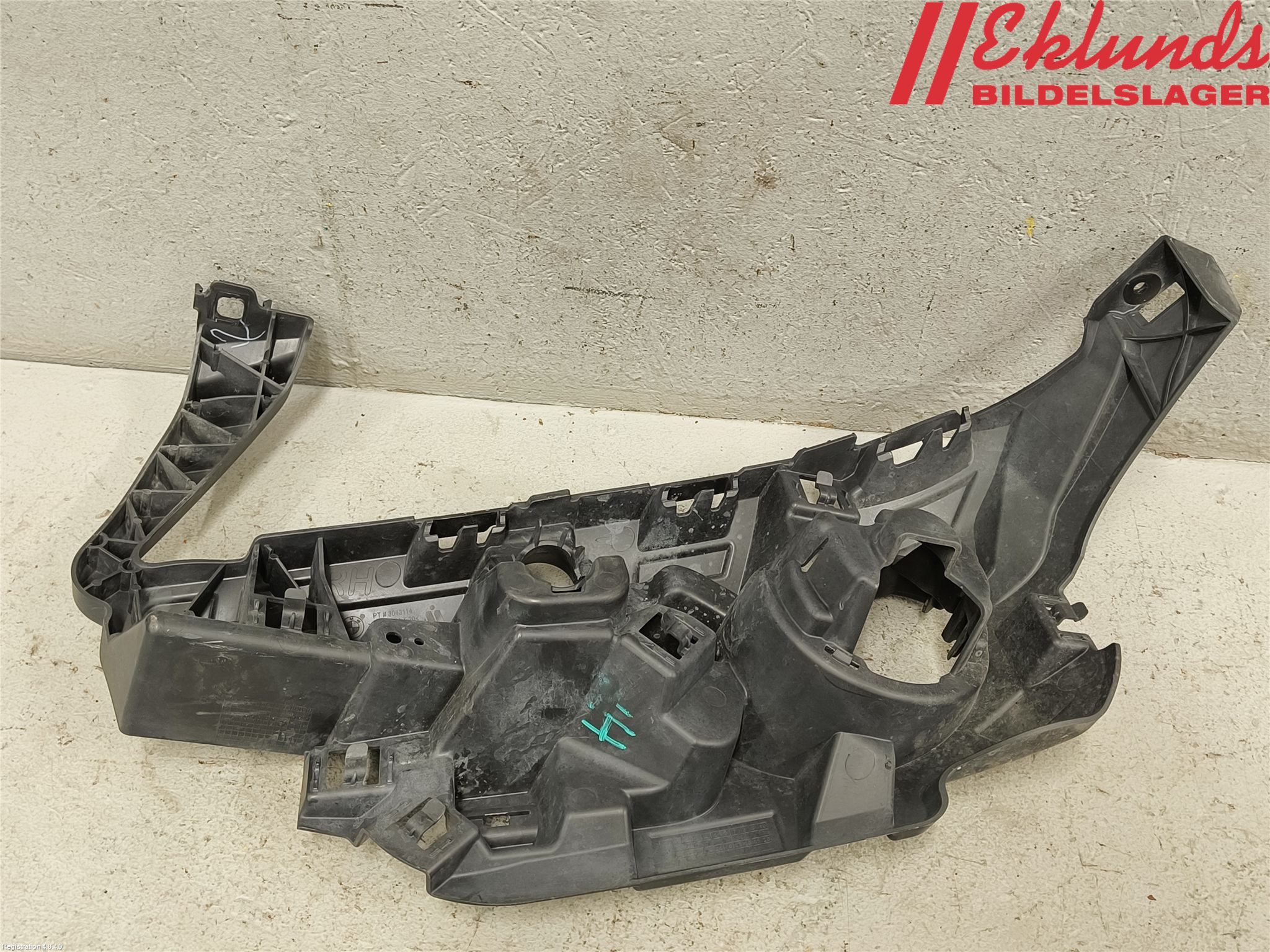 BMW X3 F25 10-17 Stötfångarfäste Fram Hö