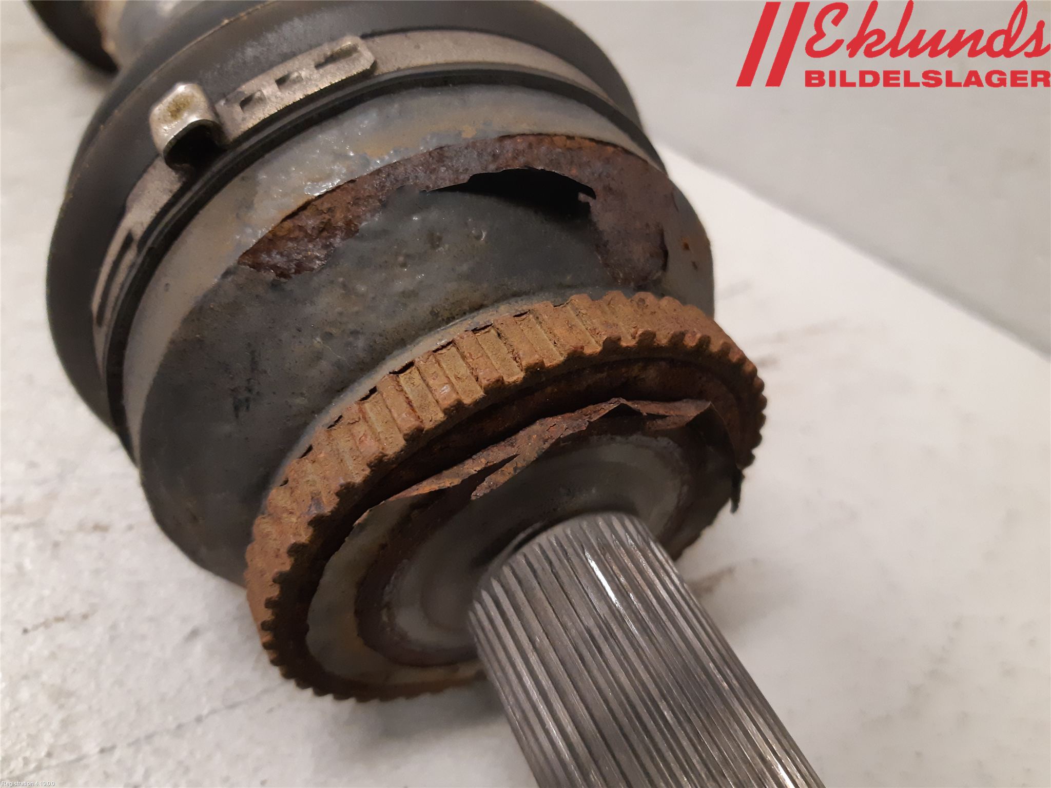 Volvo XC90 07-14 Drivaxel Fram Höger