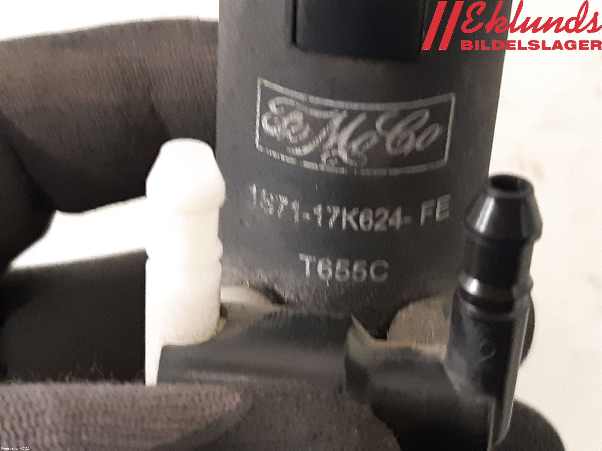 Ford MONDEO 07-15 Spolarpump Vindruta