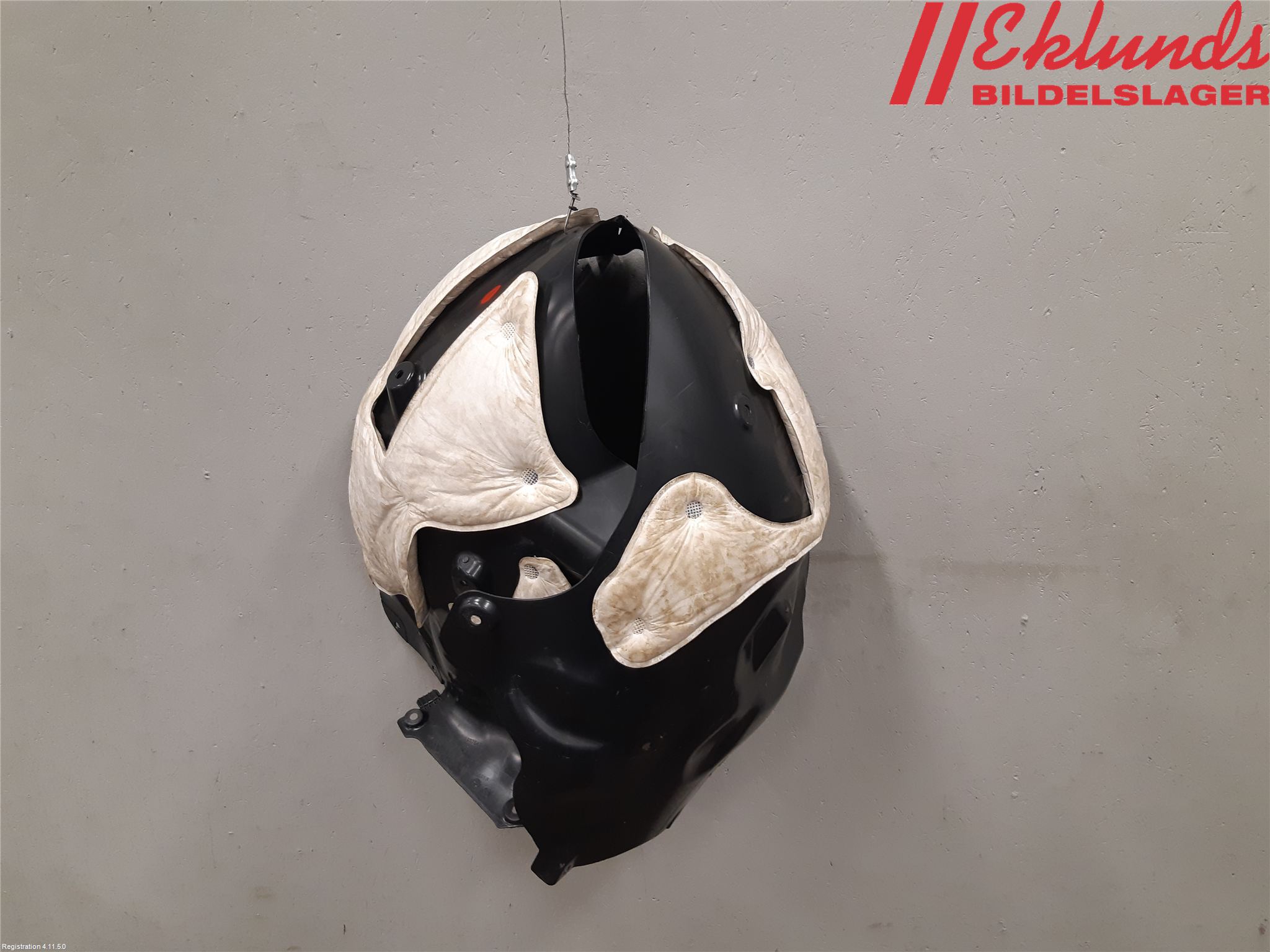 Tesla MODEL Y 21- Skärm Inner