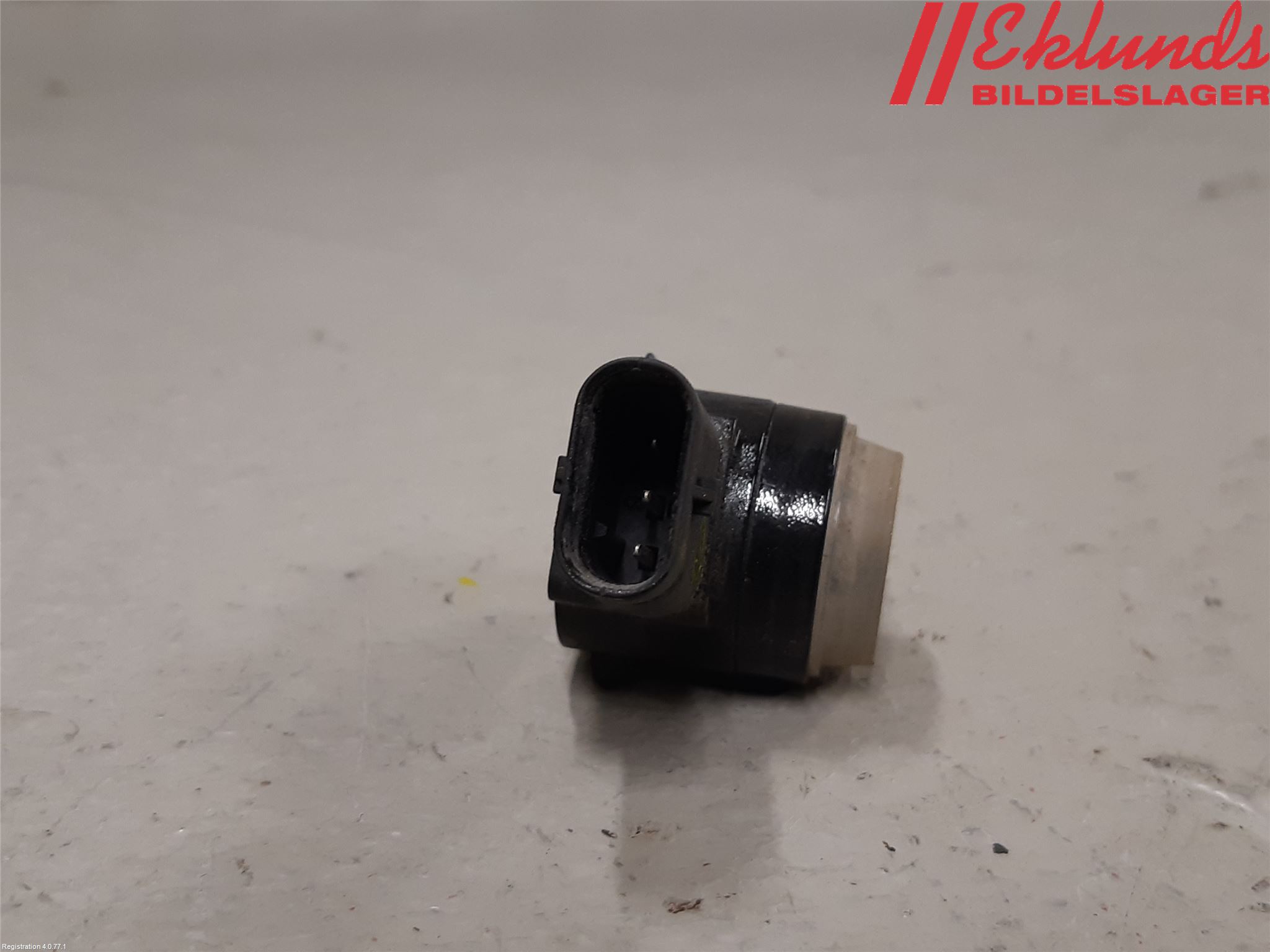 Mercedes-Benz MB E-KLASS (W212) 09-16 Parkeringshjälp Frontsensor