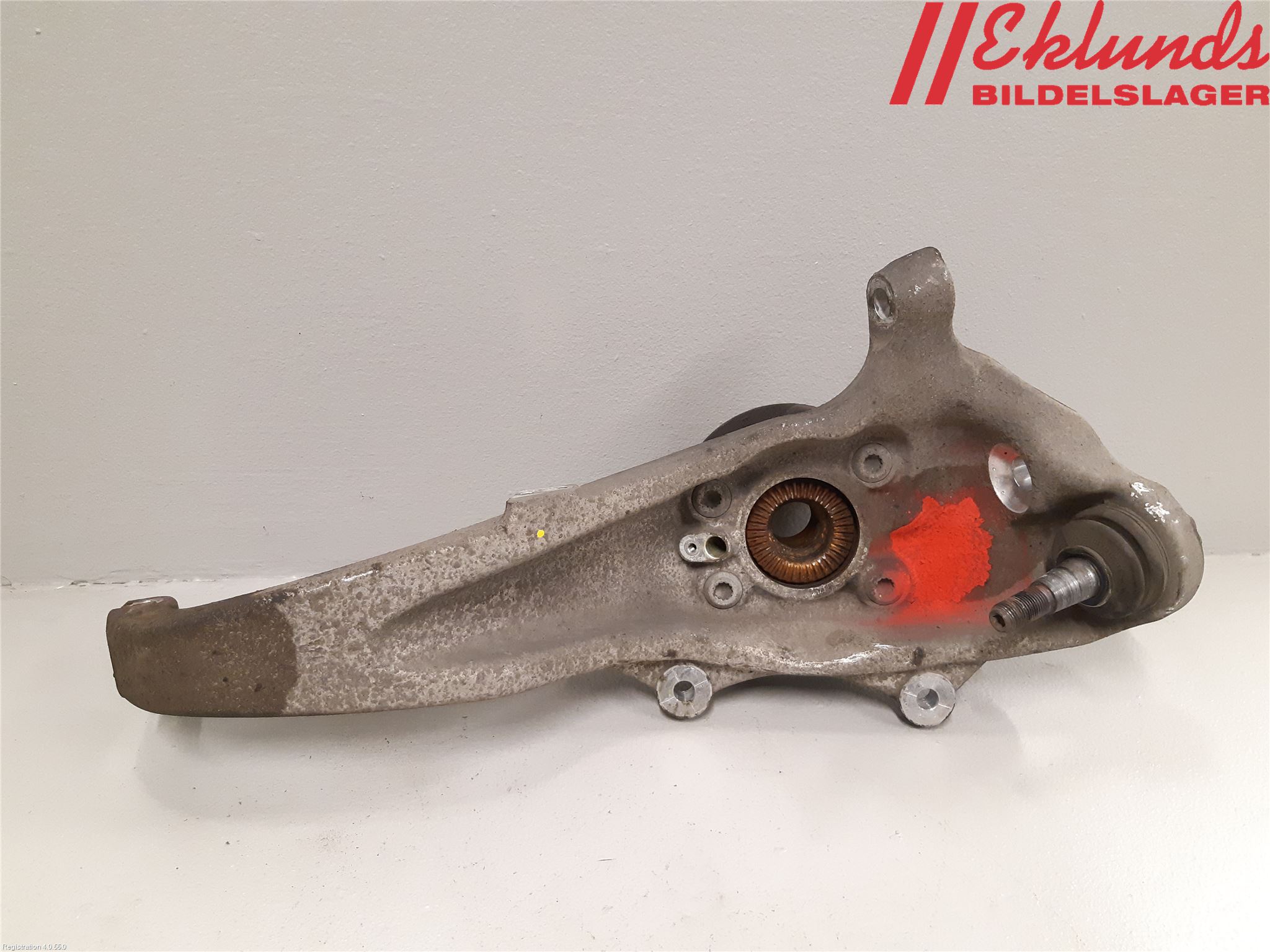 BMW 5 F10/F11/F18 09-17 Styrspindel Lagerhus Vä