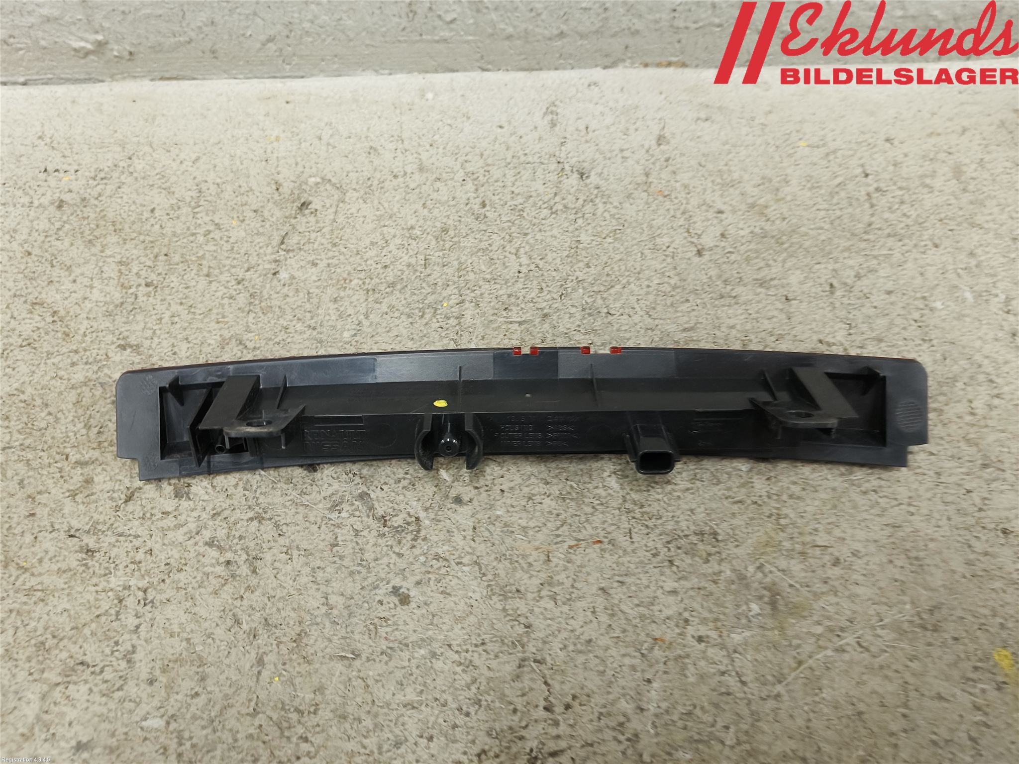 Renault CAPTUR 13-19 Bromsljus Bakruta