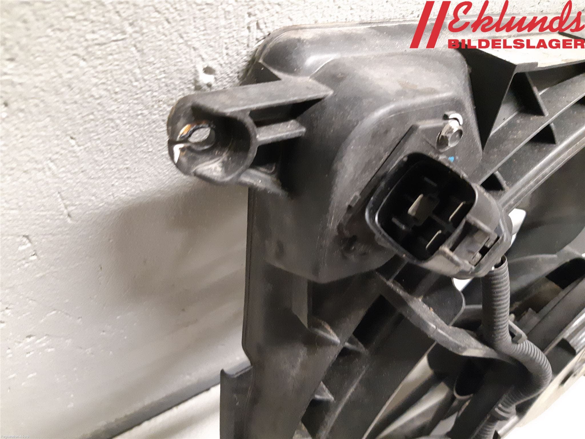 Hyundai i40 08-15 Kylfläkt El