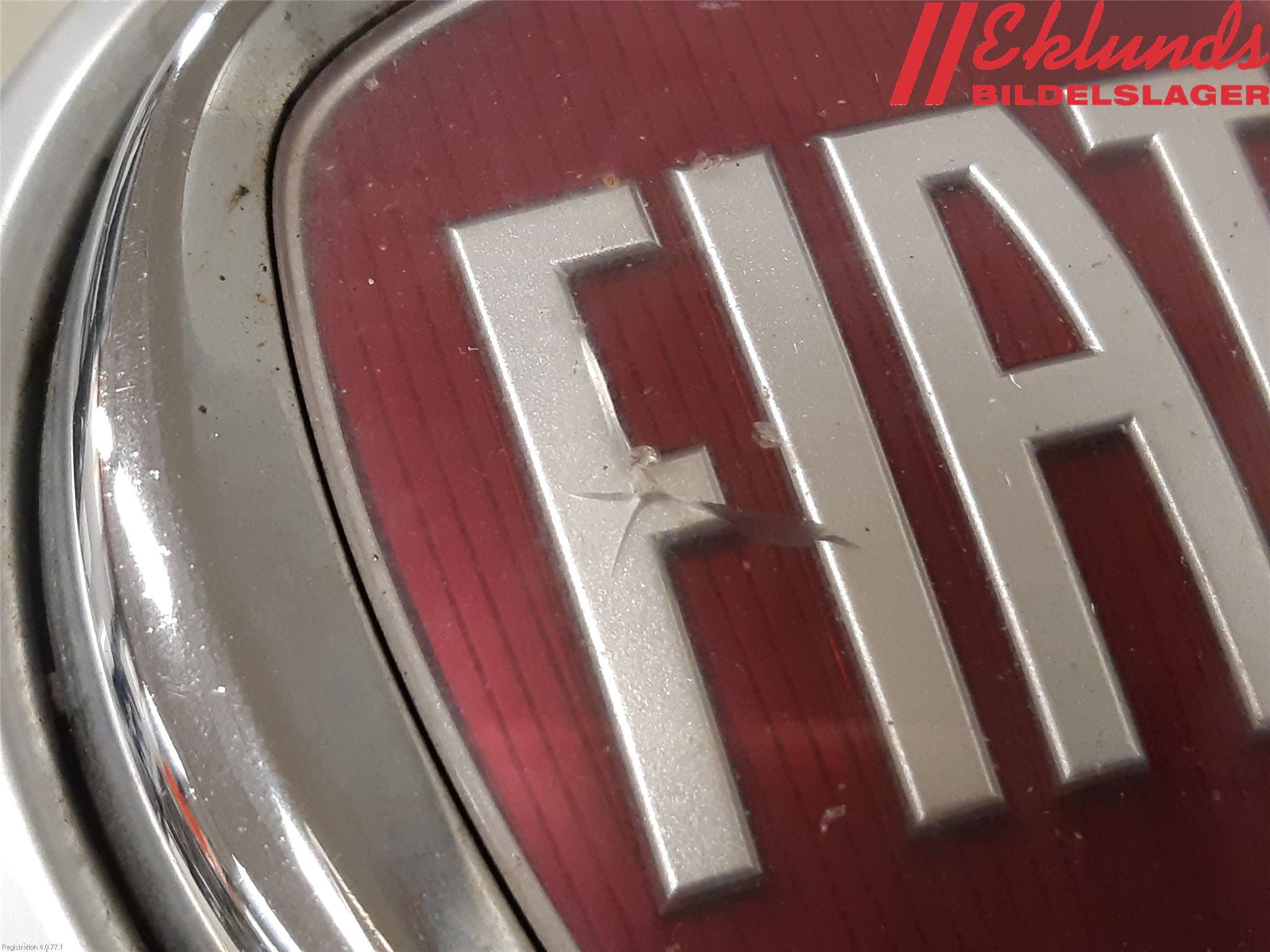 Fiat 500X 15- Emblem