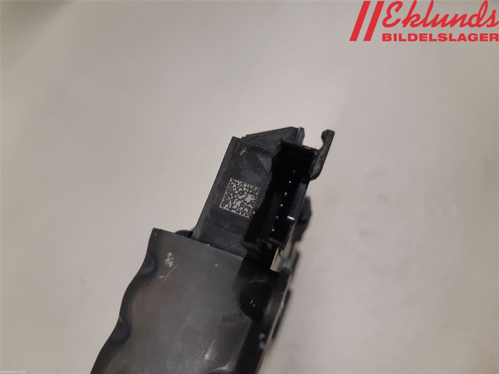 BMW X1 F48 15-22 Låskista Baklucka