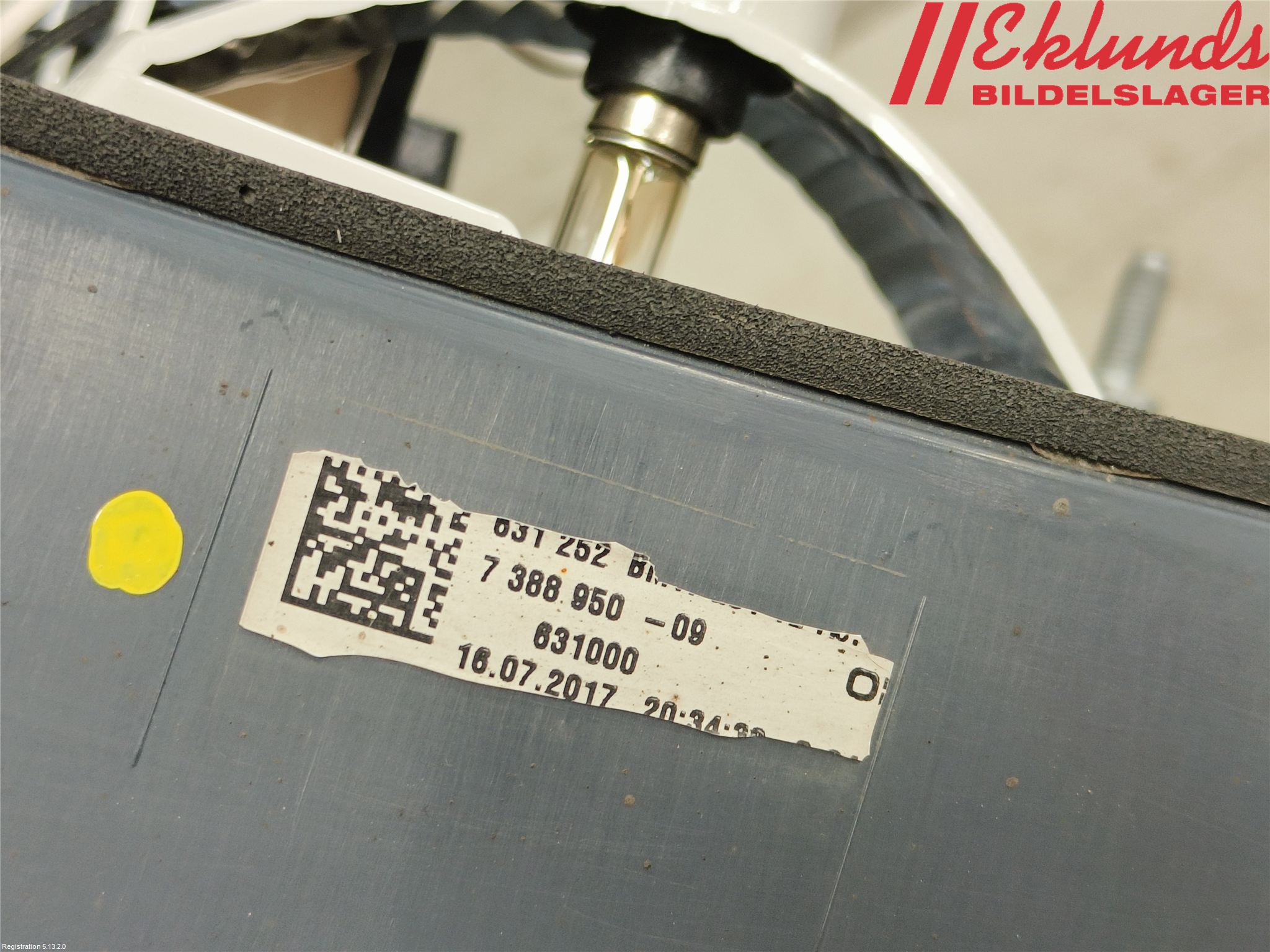 BMW 5 G30/G31/F90 17-23 Bakljus Lucka Hö