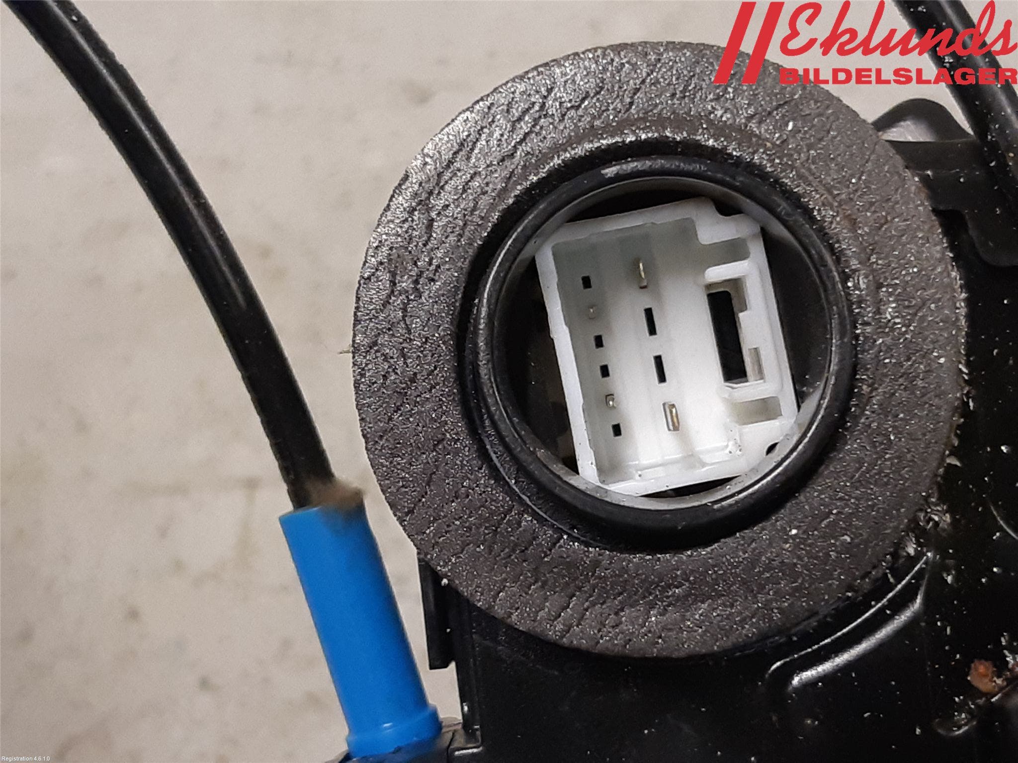 Toyota C-HR 16-23 Låskista-Dörrlås