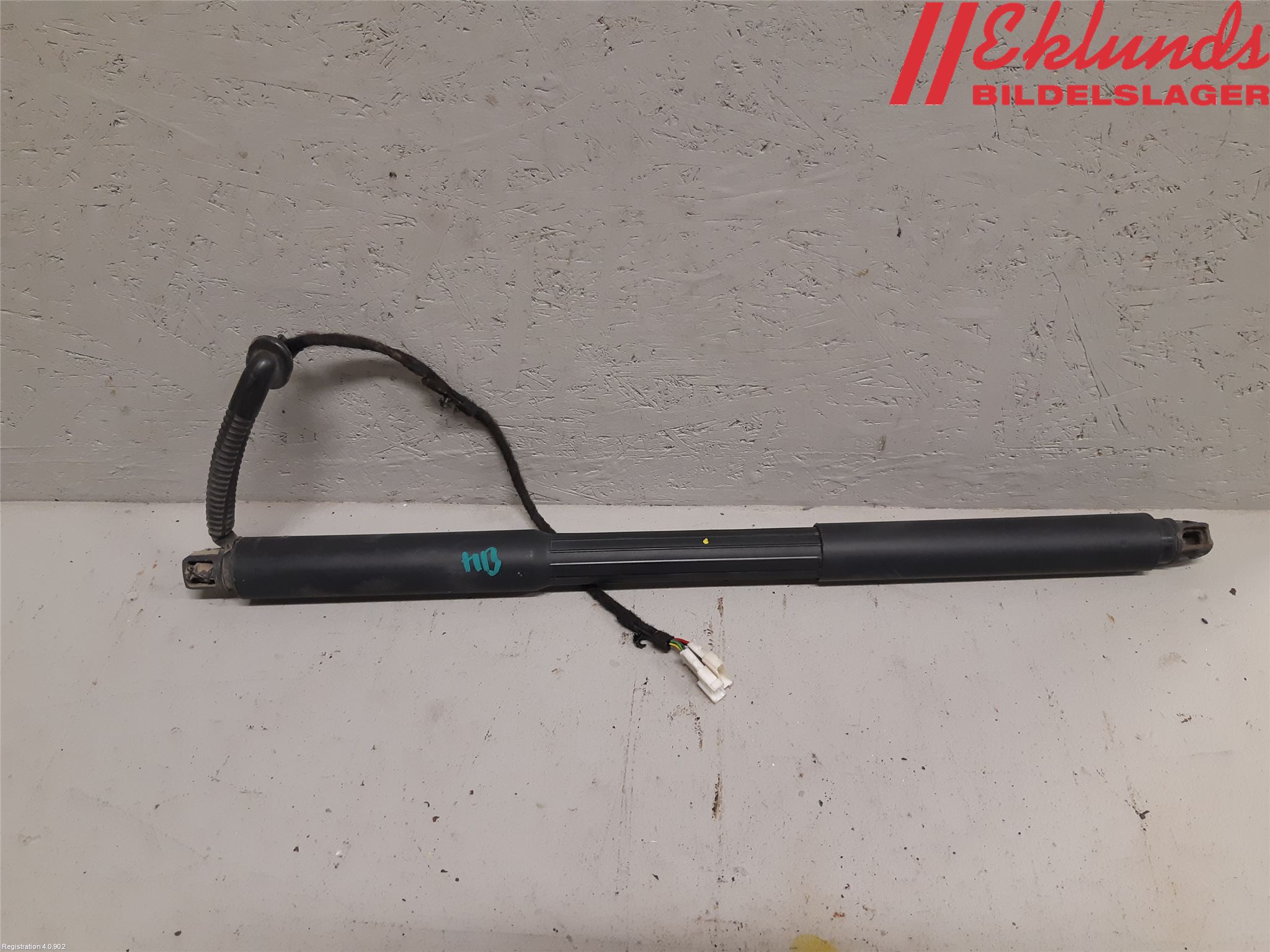 BMW 3 F30/F31/F80 12-19 Gasfjäder Baklucka