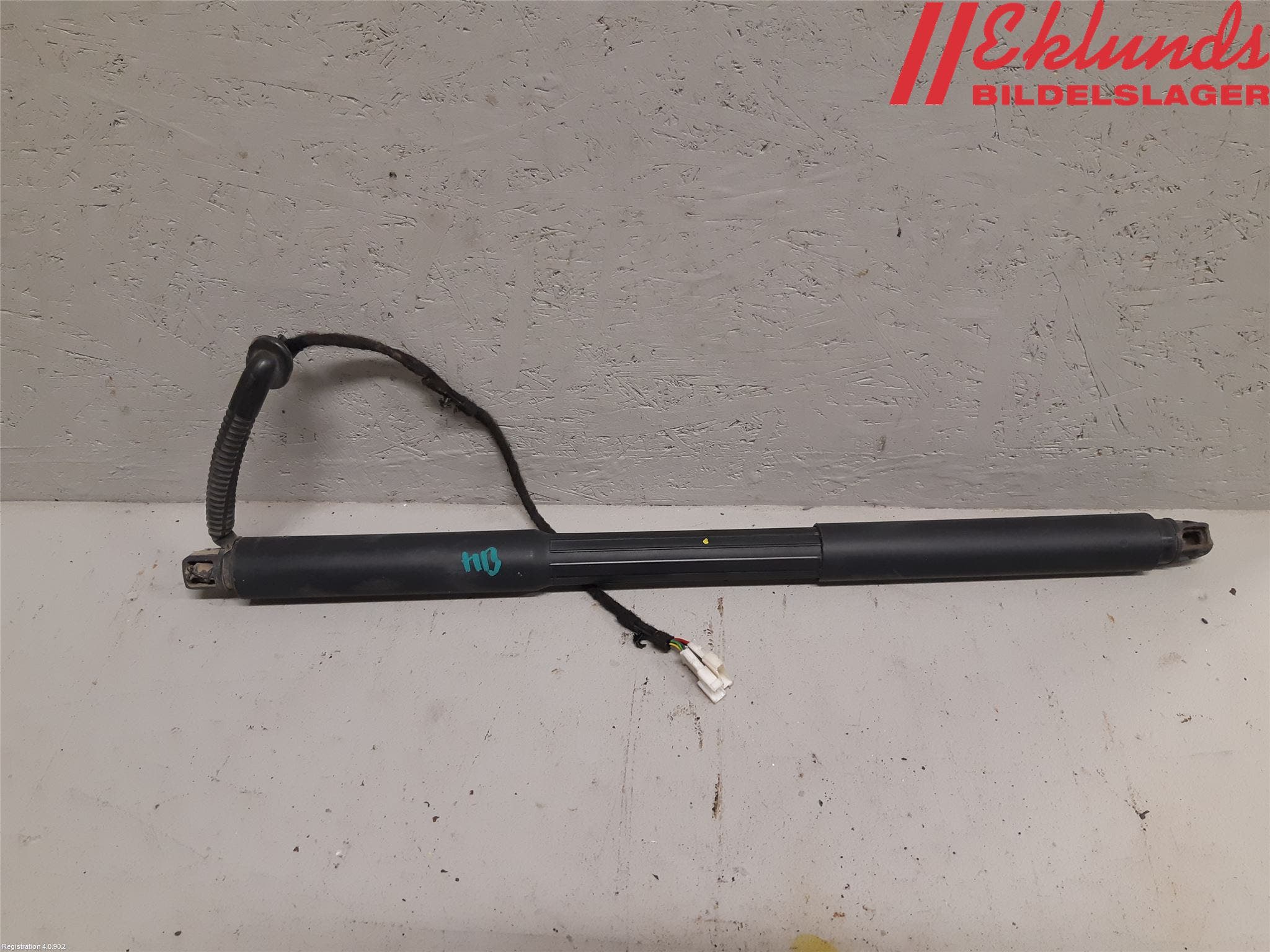 BMW 3 F30/F31/F80 12-19 Gasfjäder Baklucka