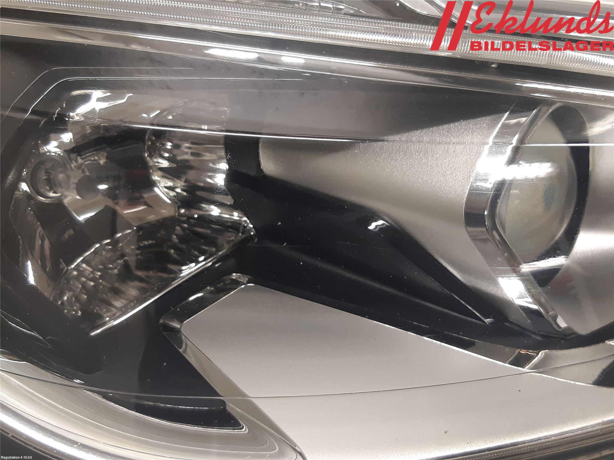Peugeot PEUGOT 208 16-19 Strålkastare Höger