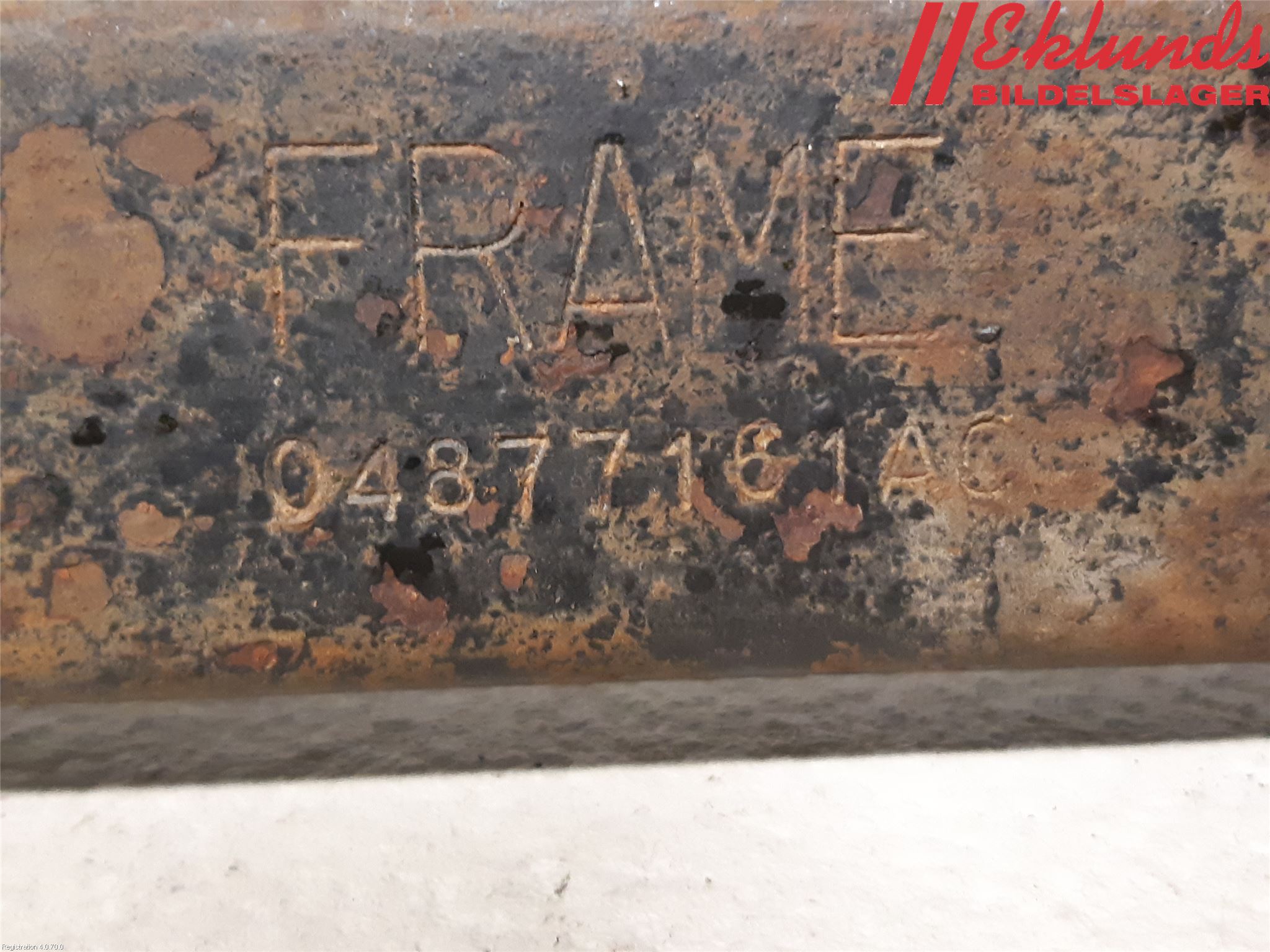 Dodge PICK UP RAM 81- Bärarm Bak Höger