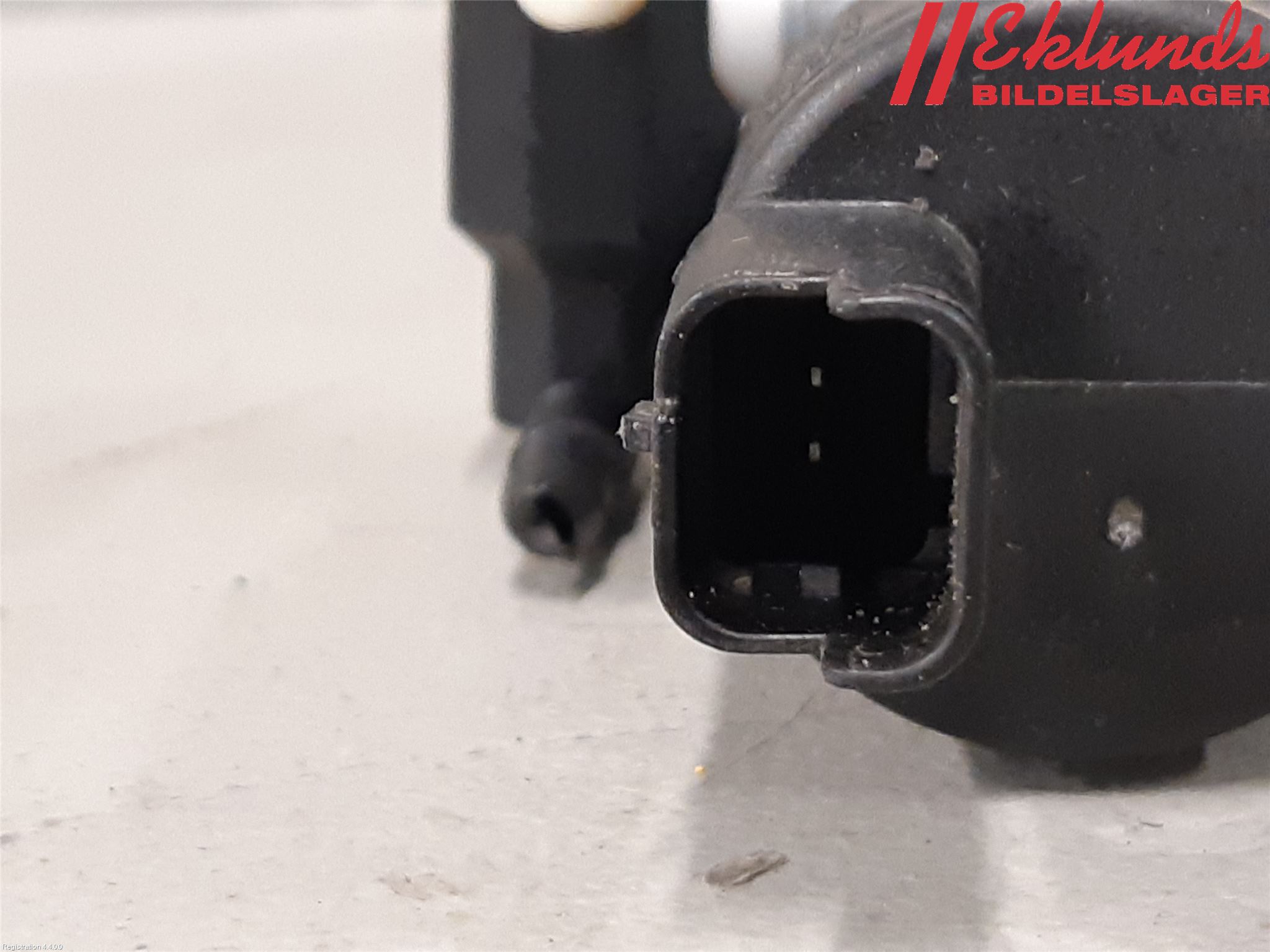 Nissan QASHQAI 14-17 Spolarpump Vindruta