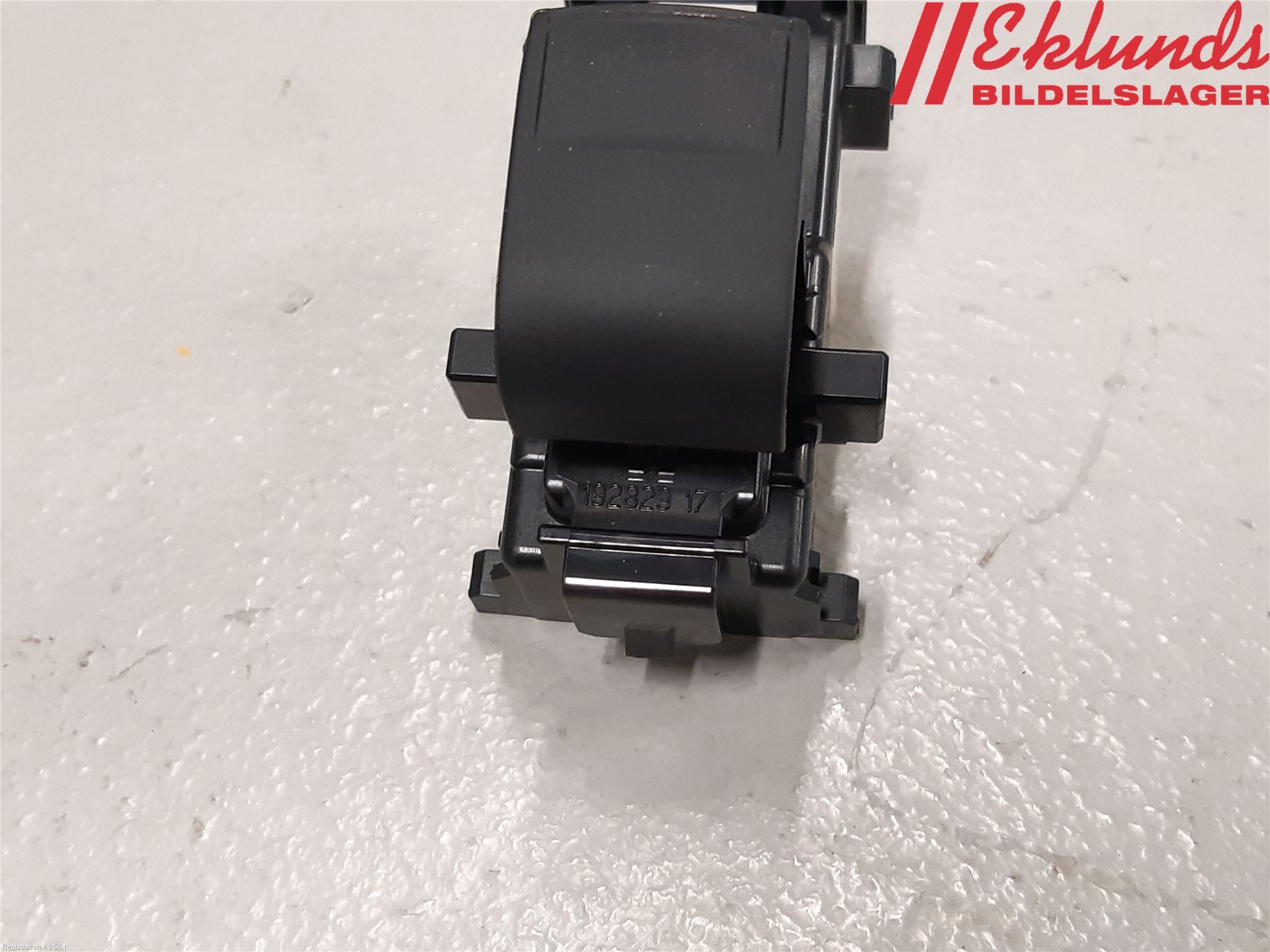 Toyota RAV4 13-18 Strömställare Elhiss