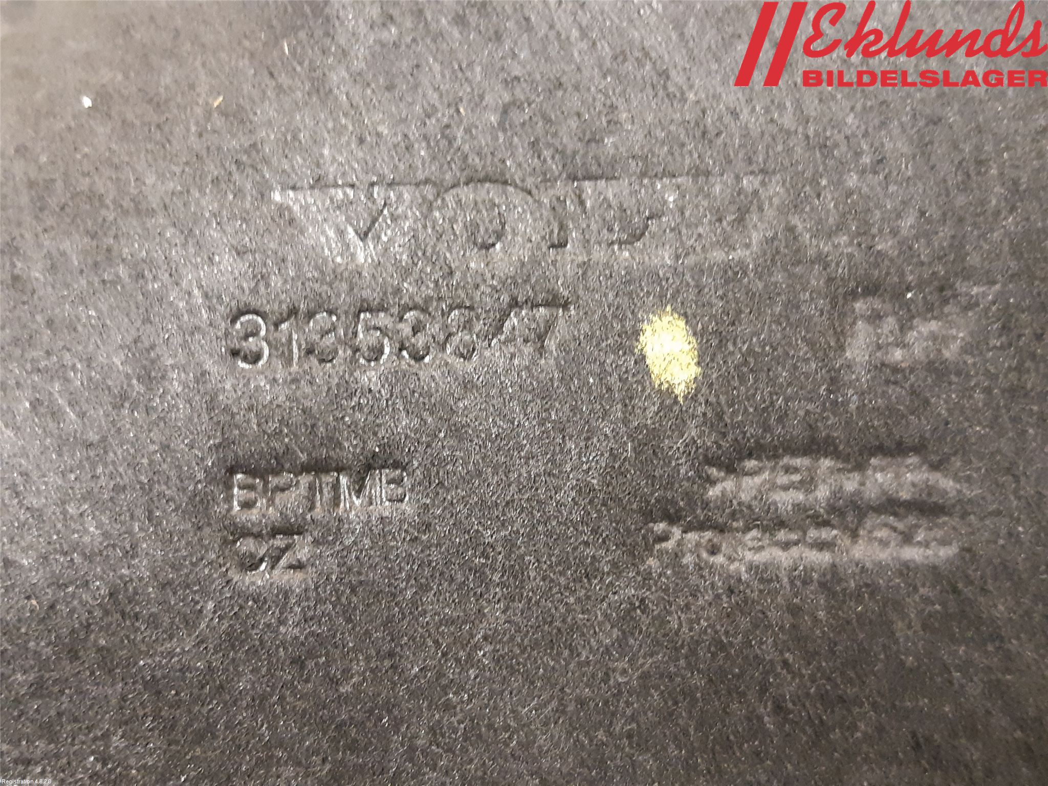 Volvo XC90/RECHARGE 16- Skärm Inner