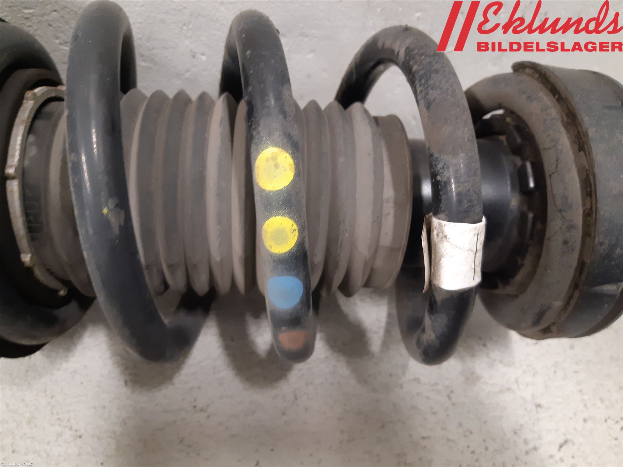 Alfa GIULIA Fjäderben Fram Höger