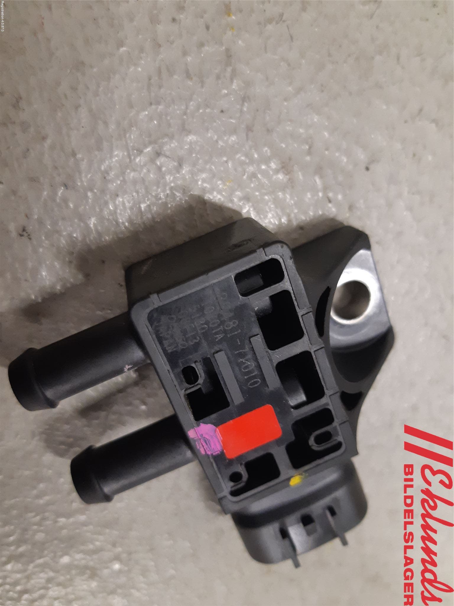 Lexus NX 340h/450h+ 21- Sensor Avgas