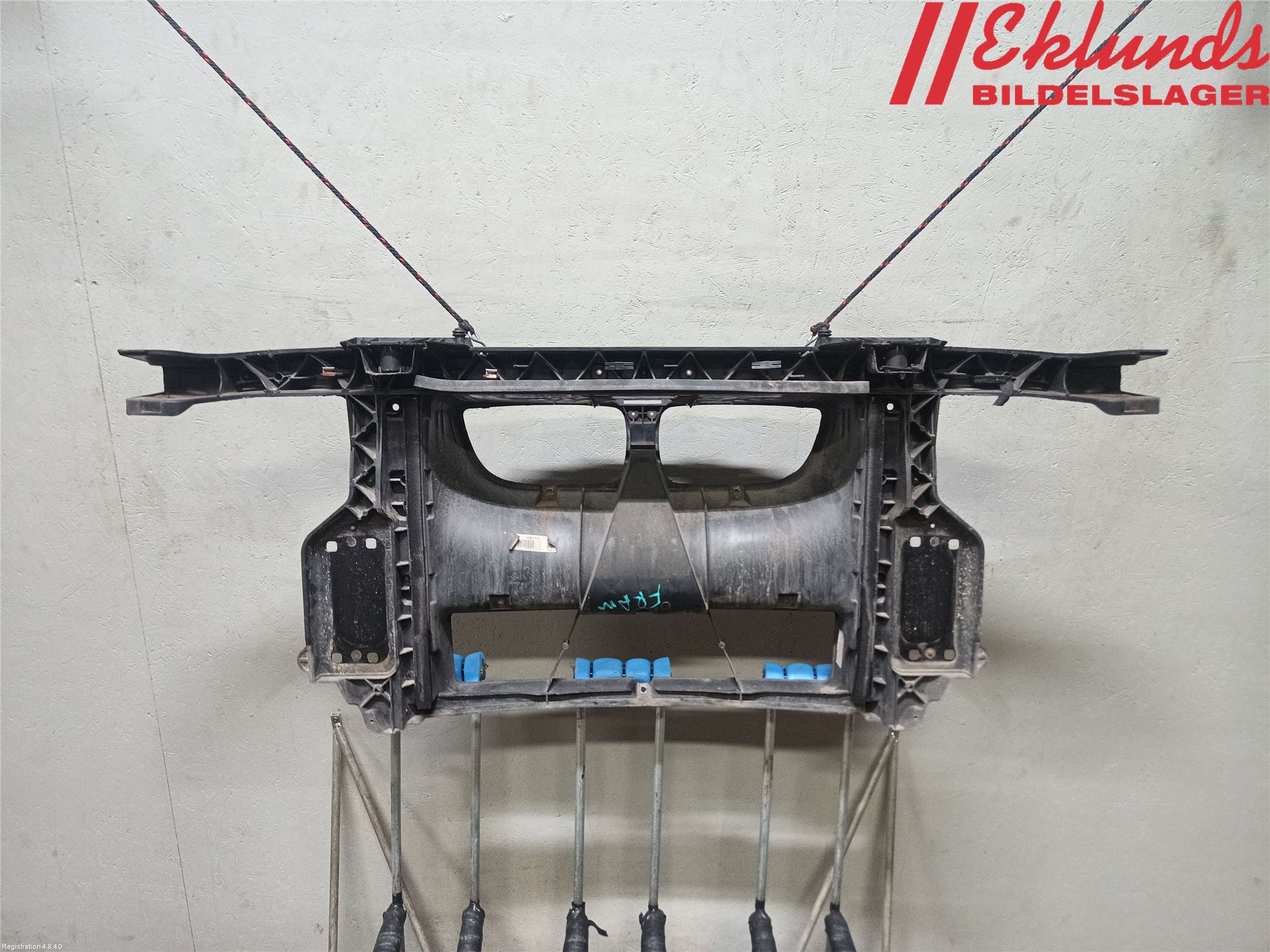 BMW 1 E87/81 5D/3D 03-11 Frontkorg