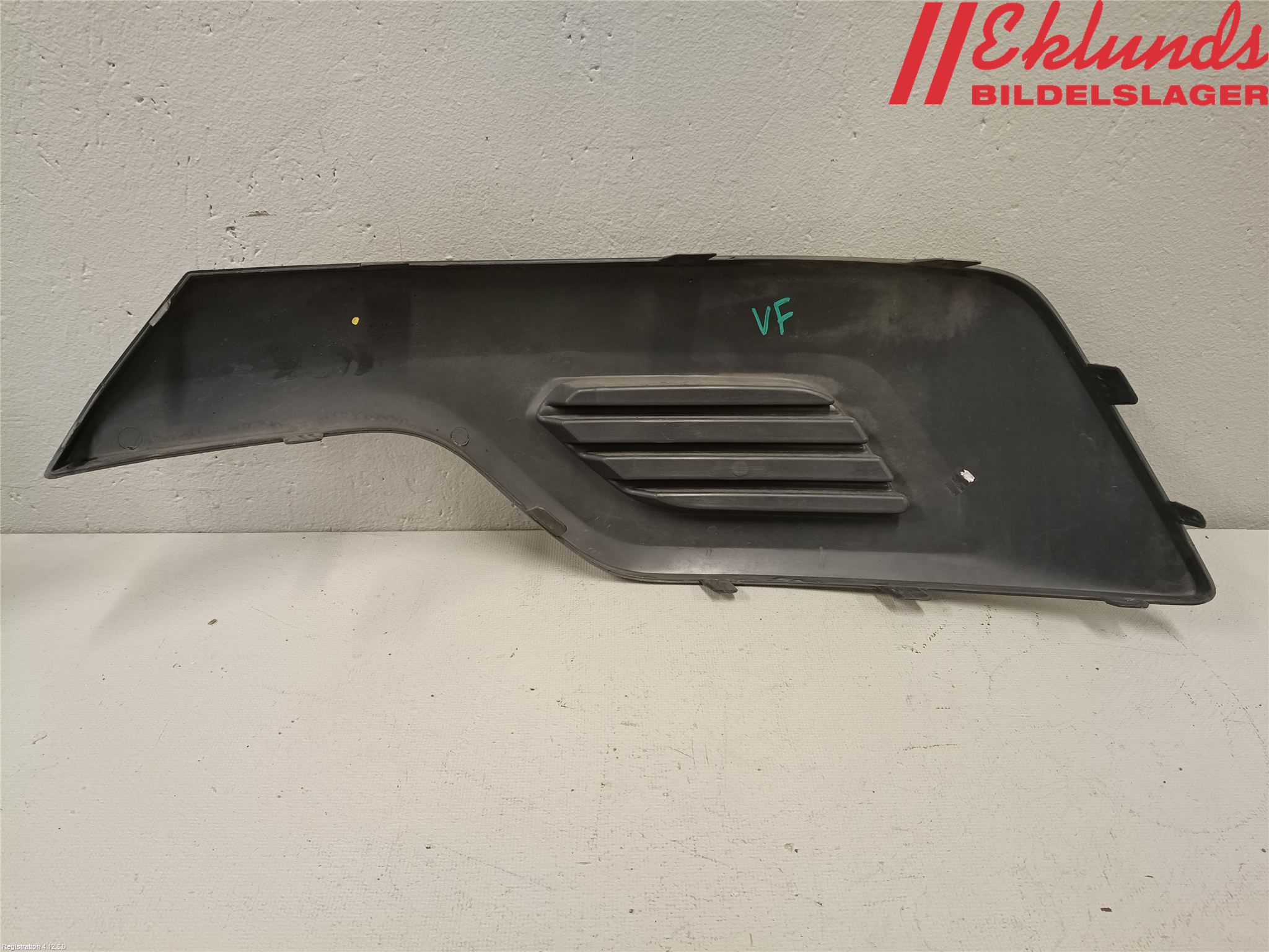 Ford TRANSIT SKÅP/BUSS 14-22 Dimljussarg Fram