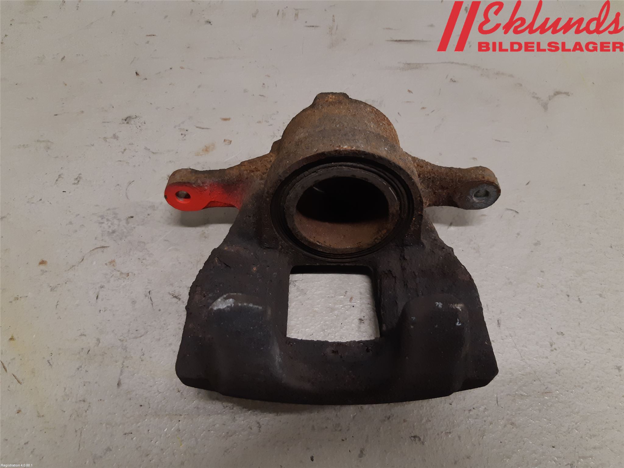 Toyota AURIS 13-19 Bromsok Fram Vänster