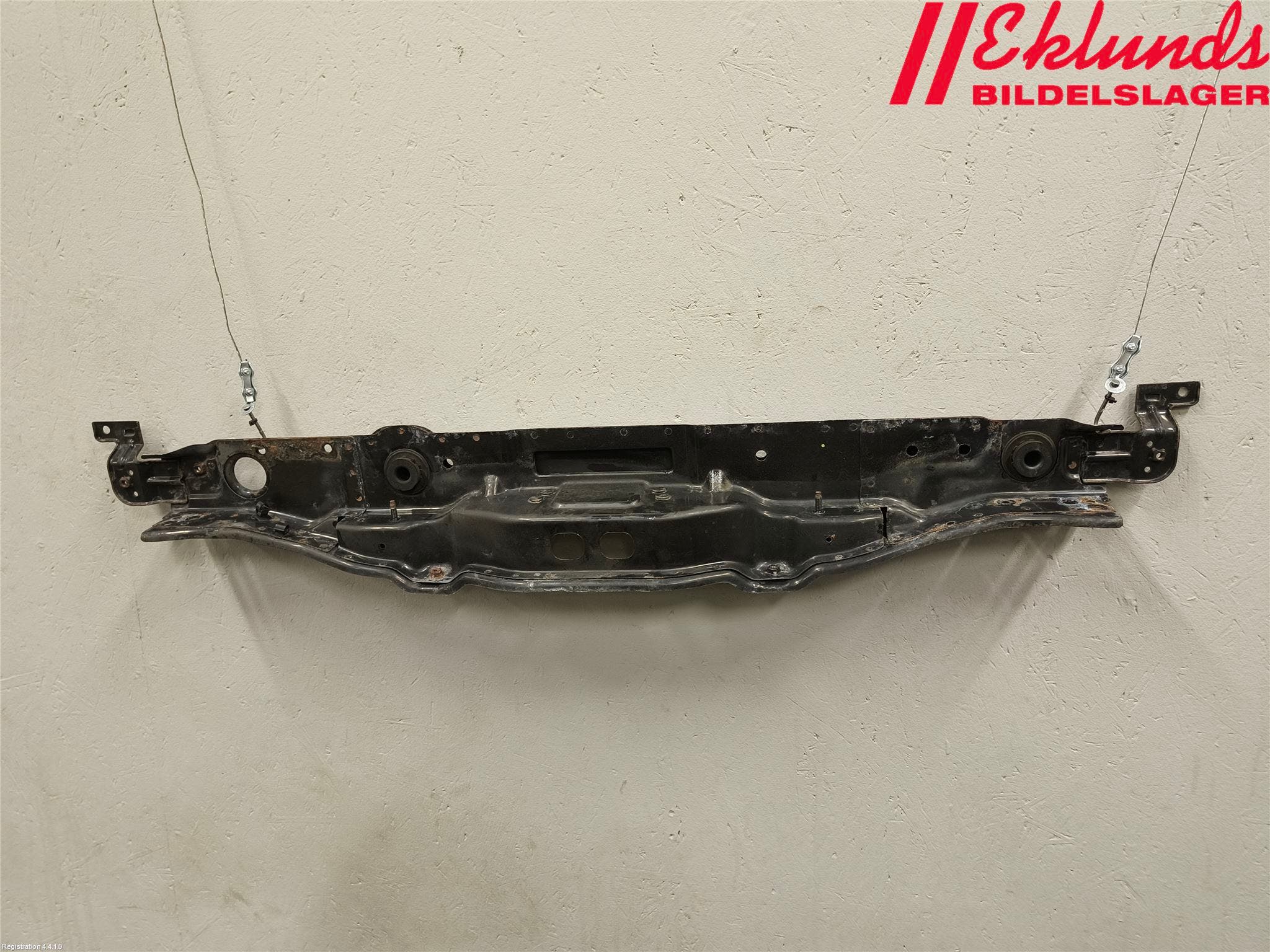 Hyundai i40 08-15 Frontplåt