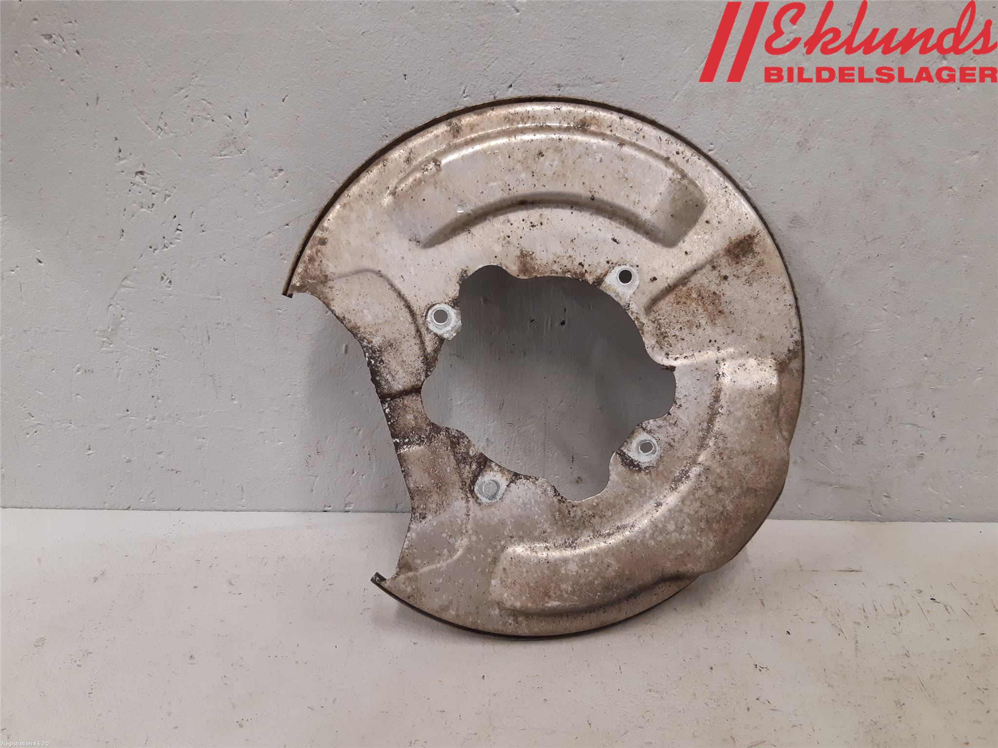 Volvo V90 17->> Bromssköld Bak