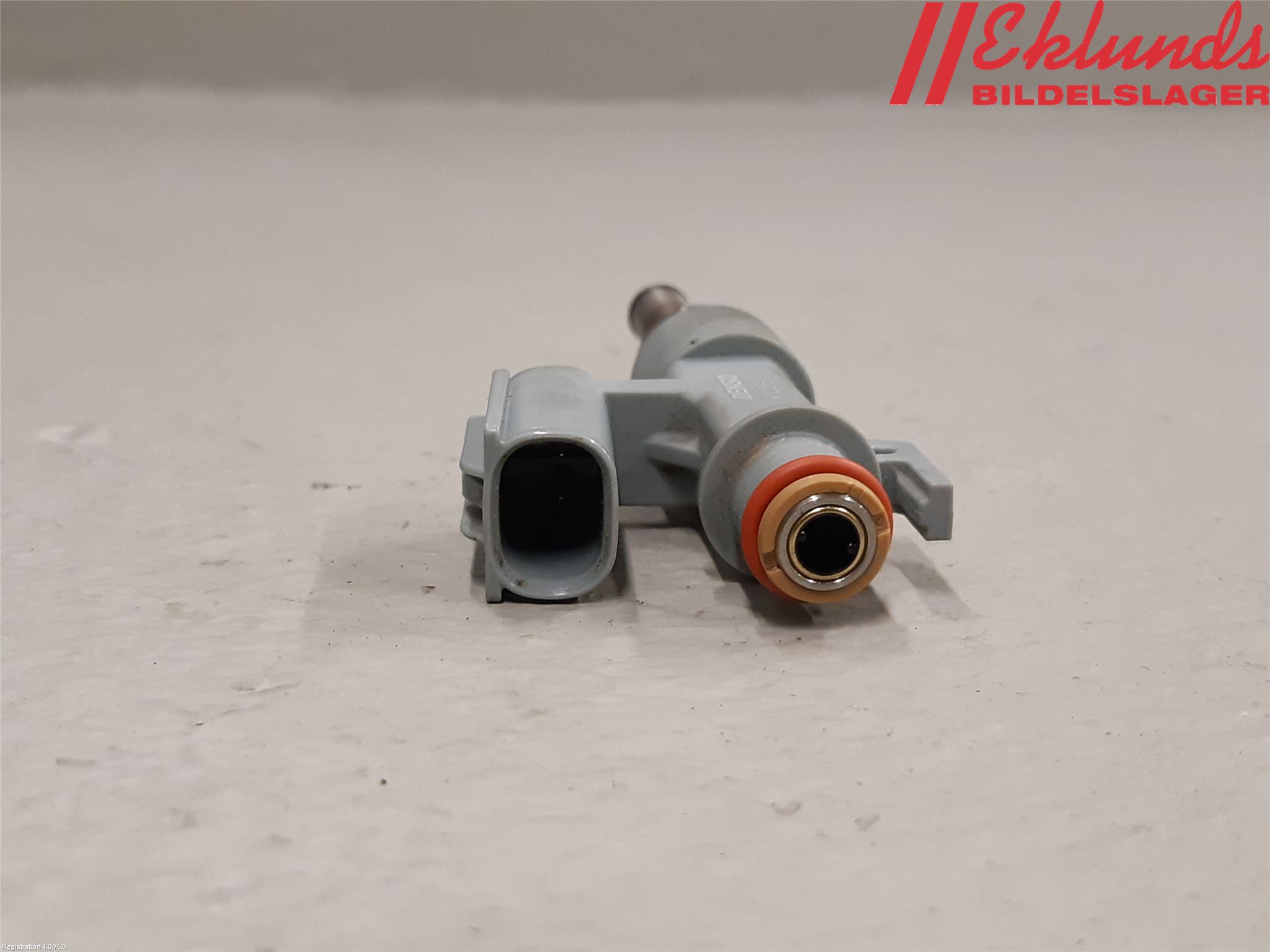 Toyota RAV4 19- Injspridare