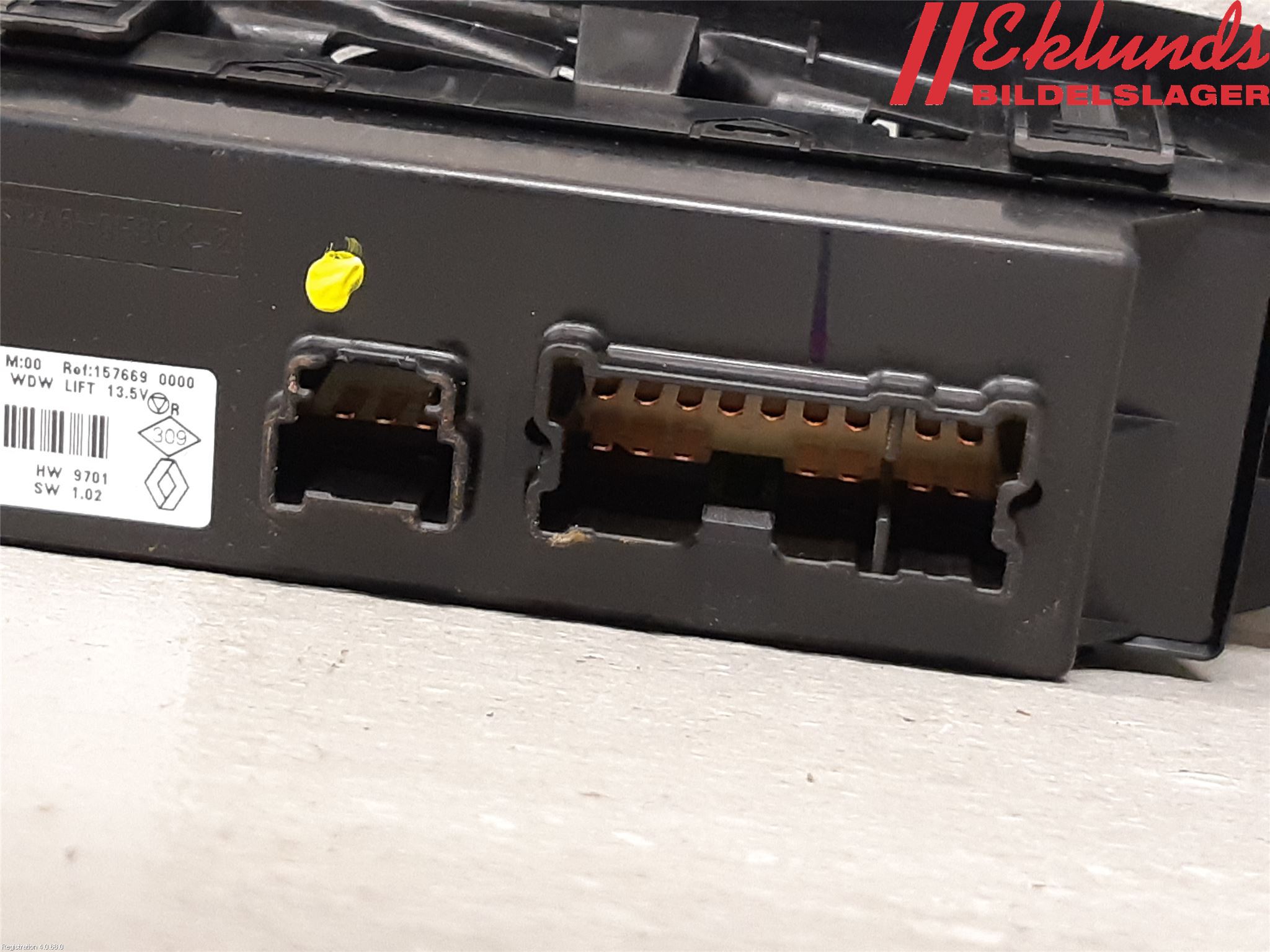 Renault KADJAR 15- Strömställare Elhiss