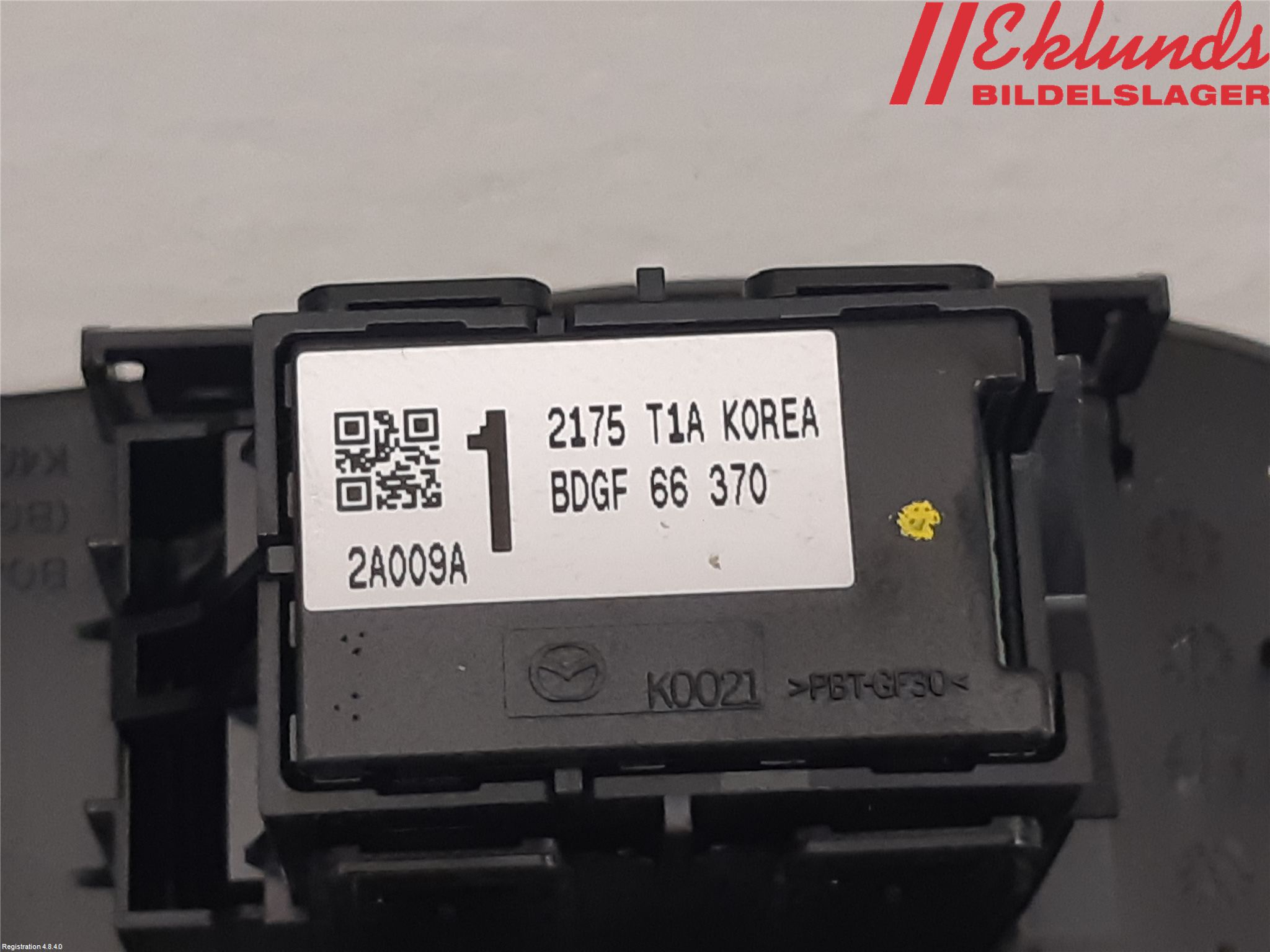 Mazda 3 IV 19- Strömställare Elhiss