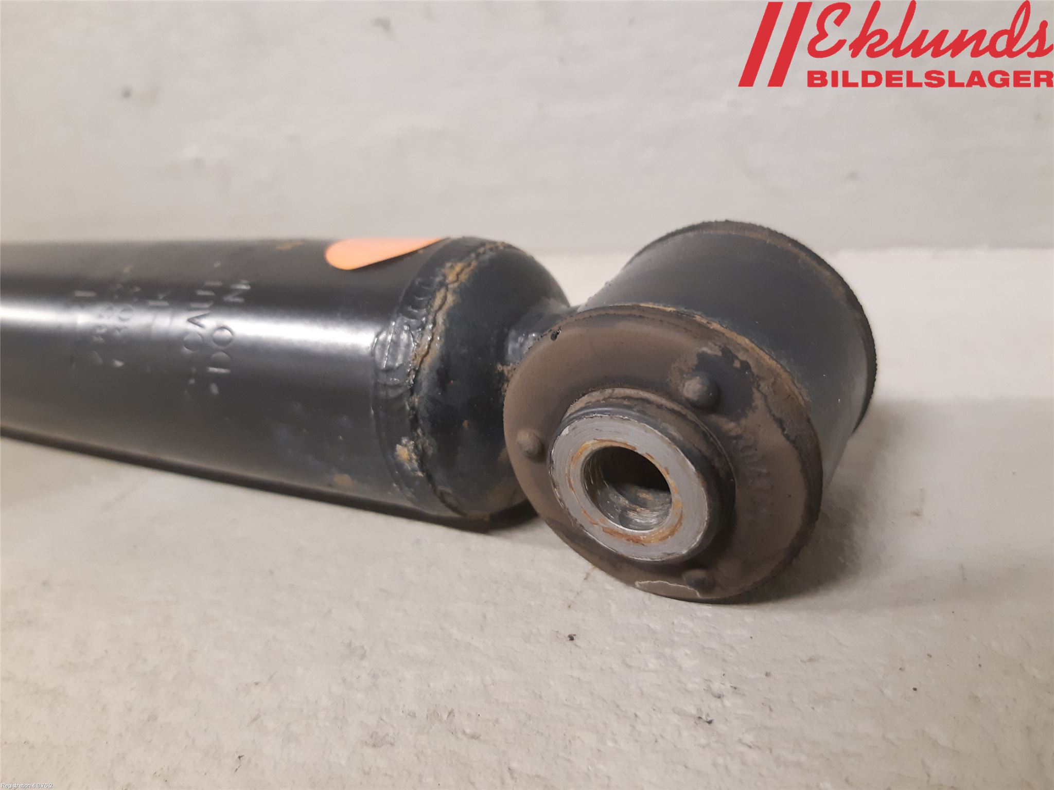 Toyota YARIS XP130 15-20 Stötdämpare Bak