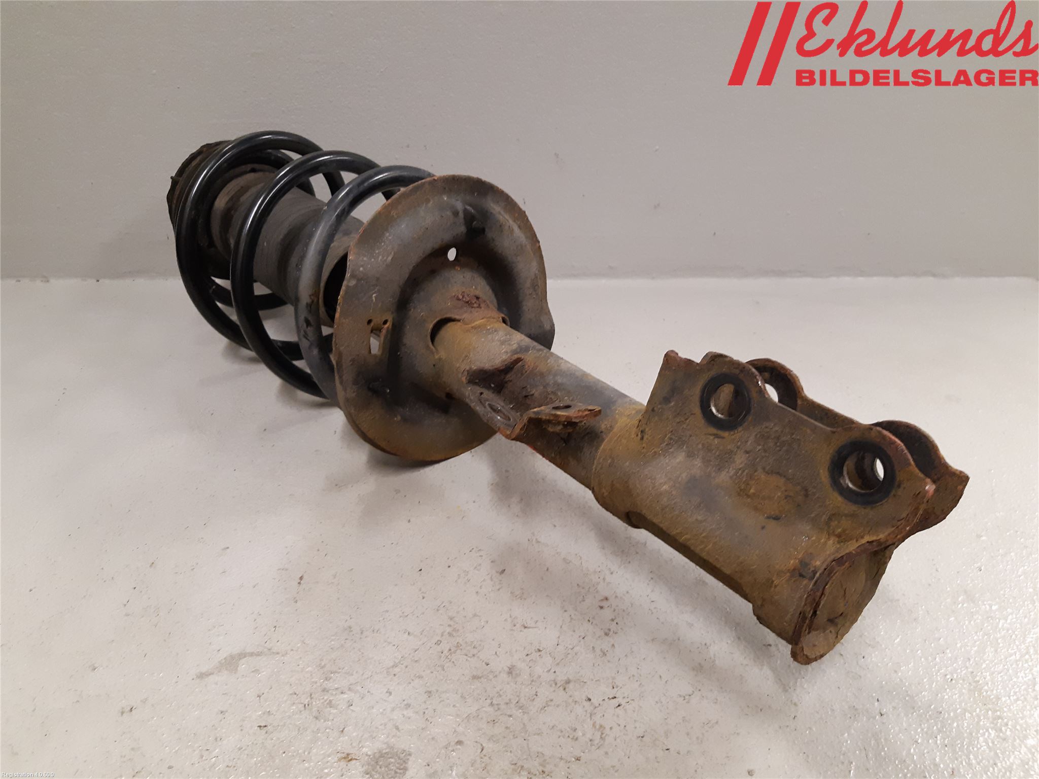 Kia VENGA 10-19 Fjäderben Fram Vänster