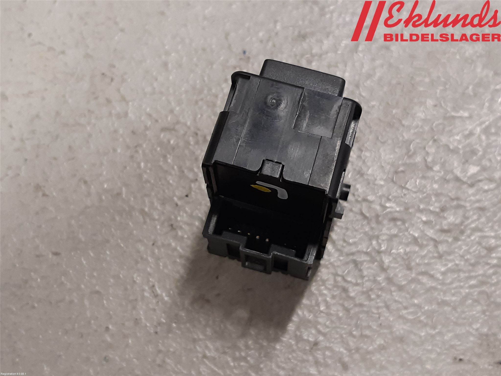 Subaru OUTBACK 15-20 Strömställare Stolminne