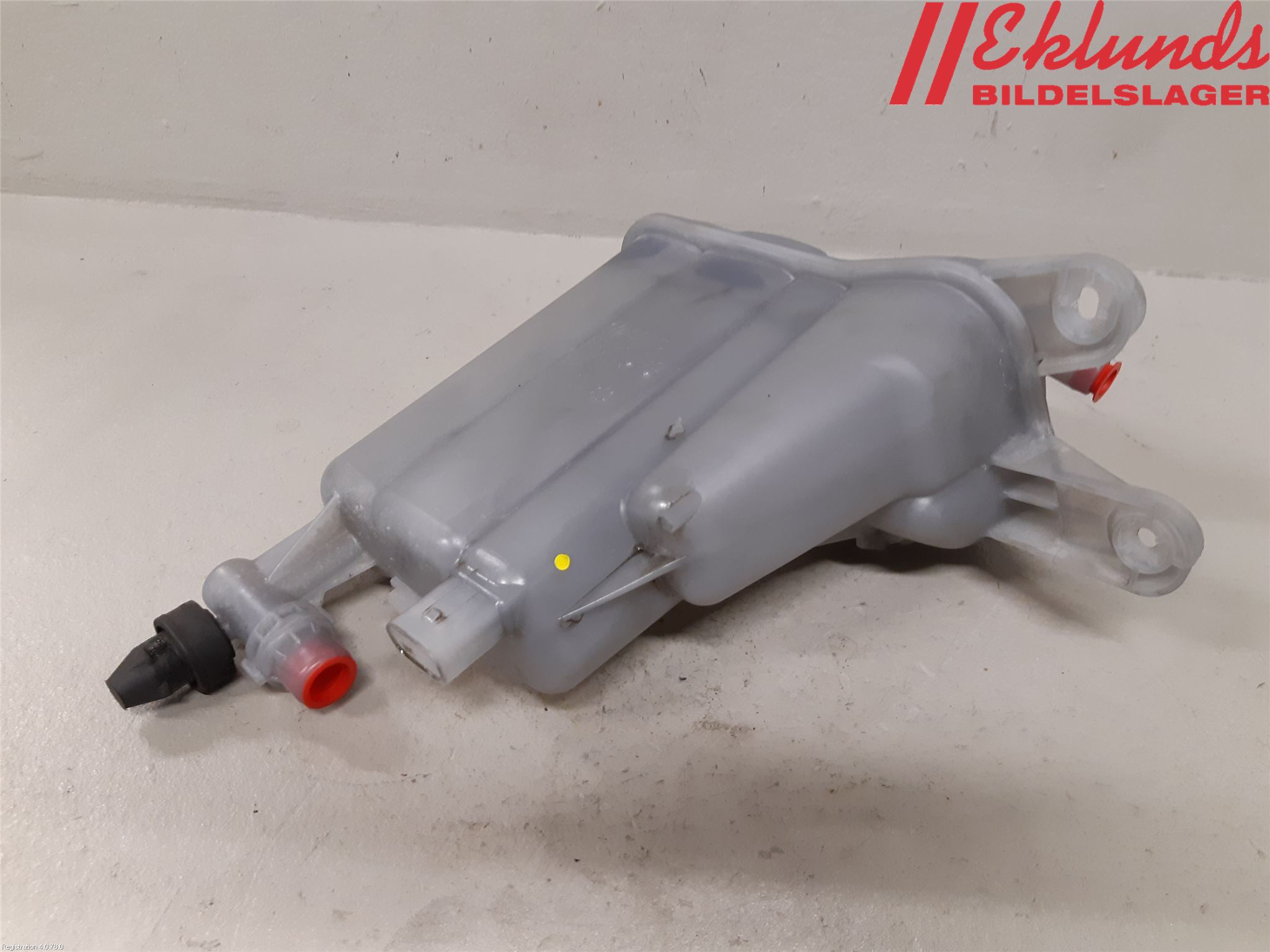 Audi A4 ALLROAD 09-16 Expansionstank