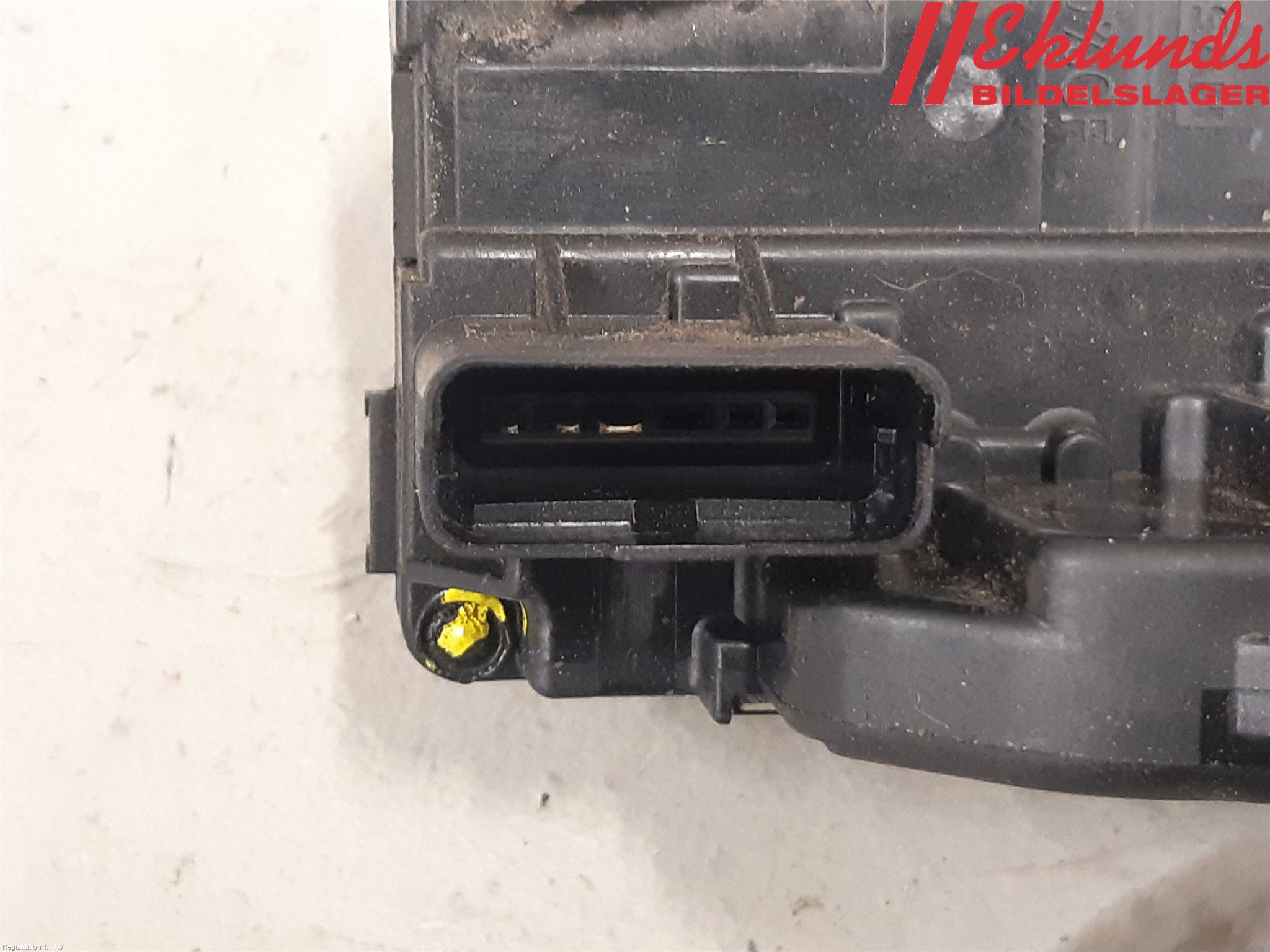 Nissan QASHQAI 10-14 Låskista-Dörrlås